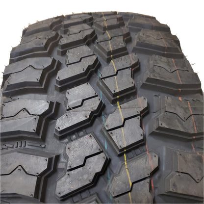 OLD STOCK MUD CLAW EXTREME M/T BSW LT 33 12.50 18 118Q MUD TRUCK TIRE MCX97