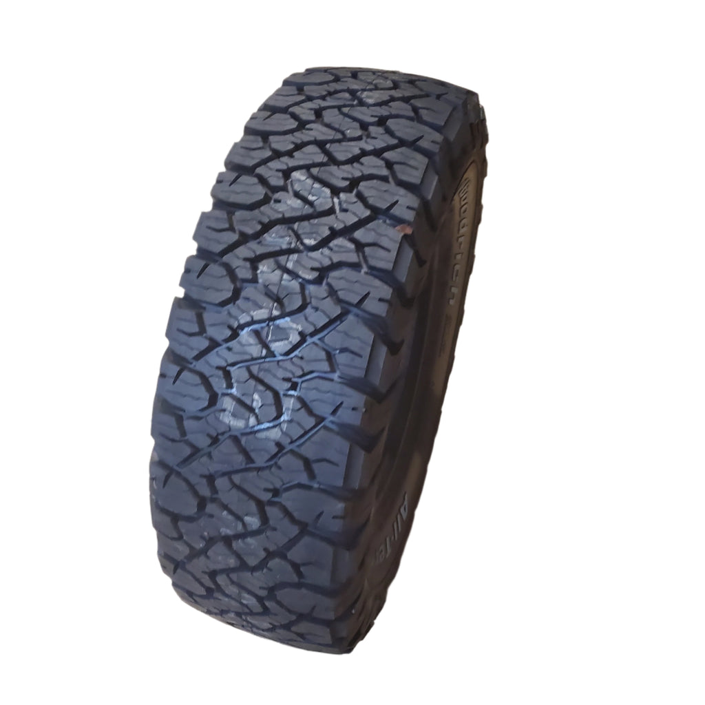 BFGOODRICH ALL TERRAIN T/A KO3 RWL LT 265 70 17 123/120S TRUCK TIRE 9100
