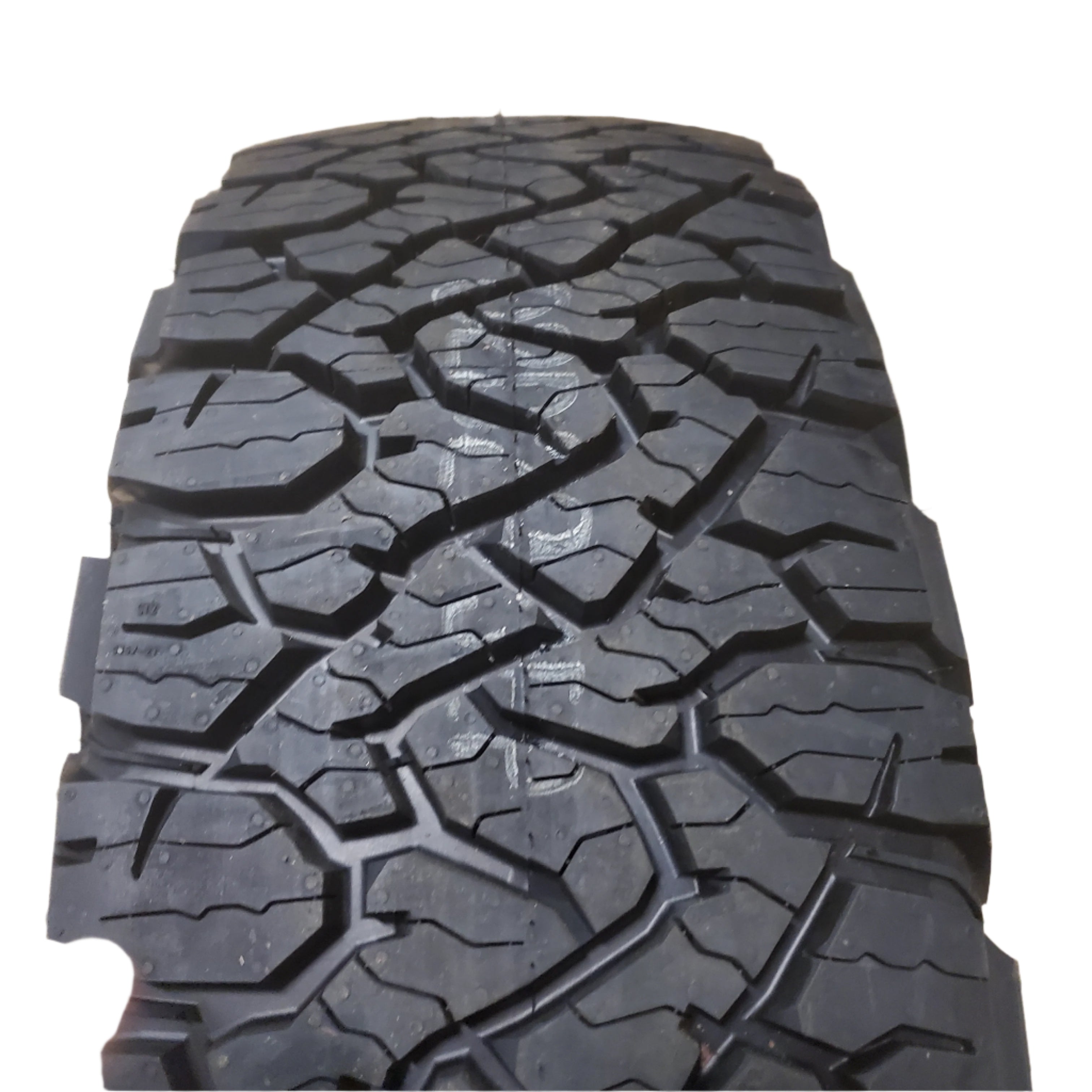 BFGOODRICH ALL TERRAIN T/A KO3 RWL LT 275 70 18 125/112S TIRE 78075