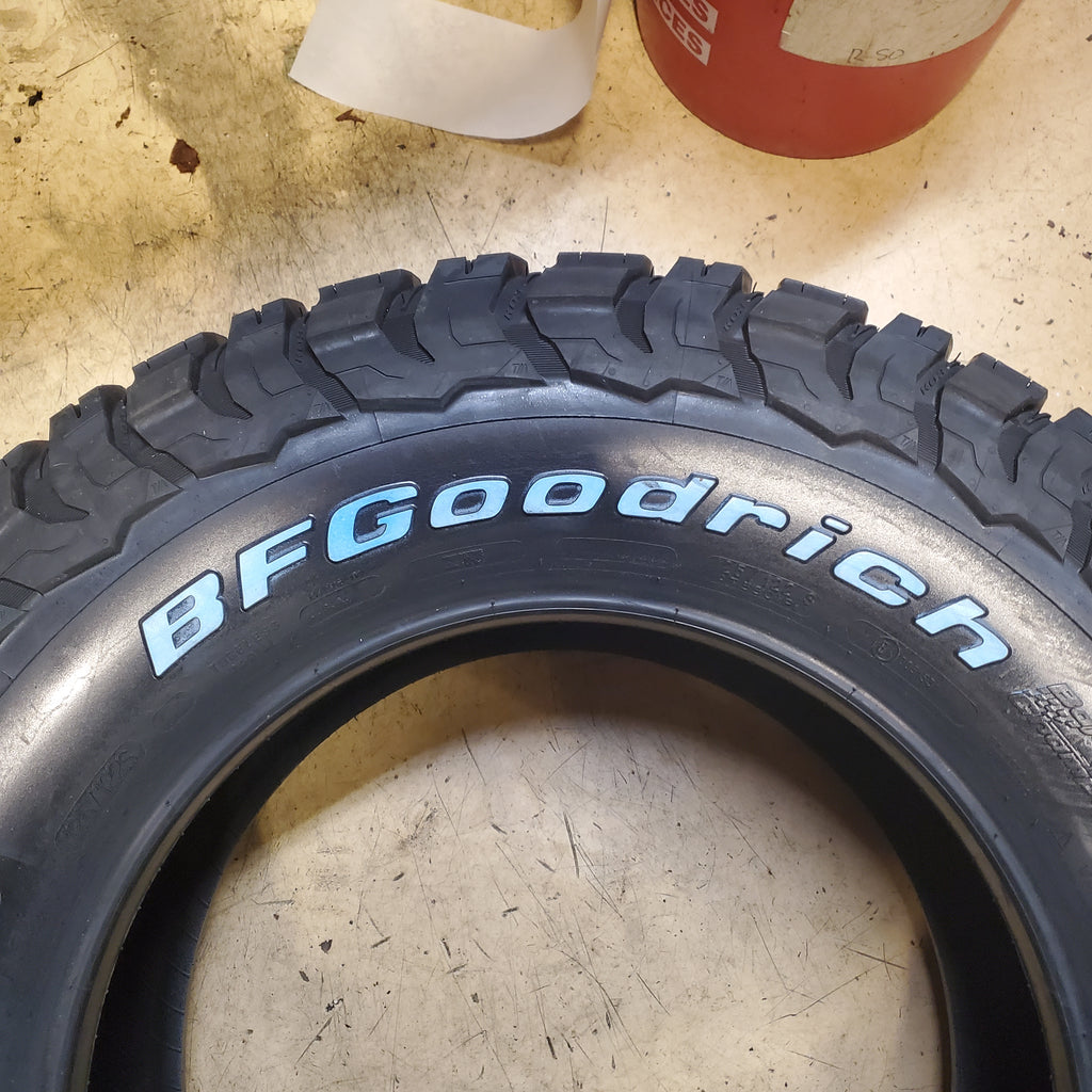 BFGOODRICH ALL TERRAIN T/A KO3 RWL LT 275 70 18 125/112S TIRE 78075