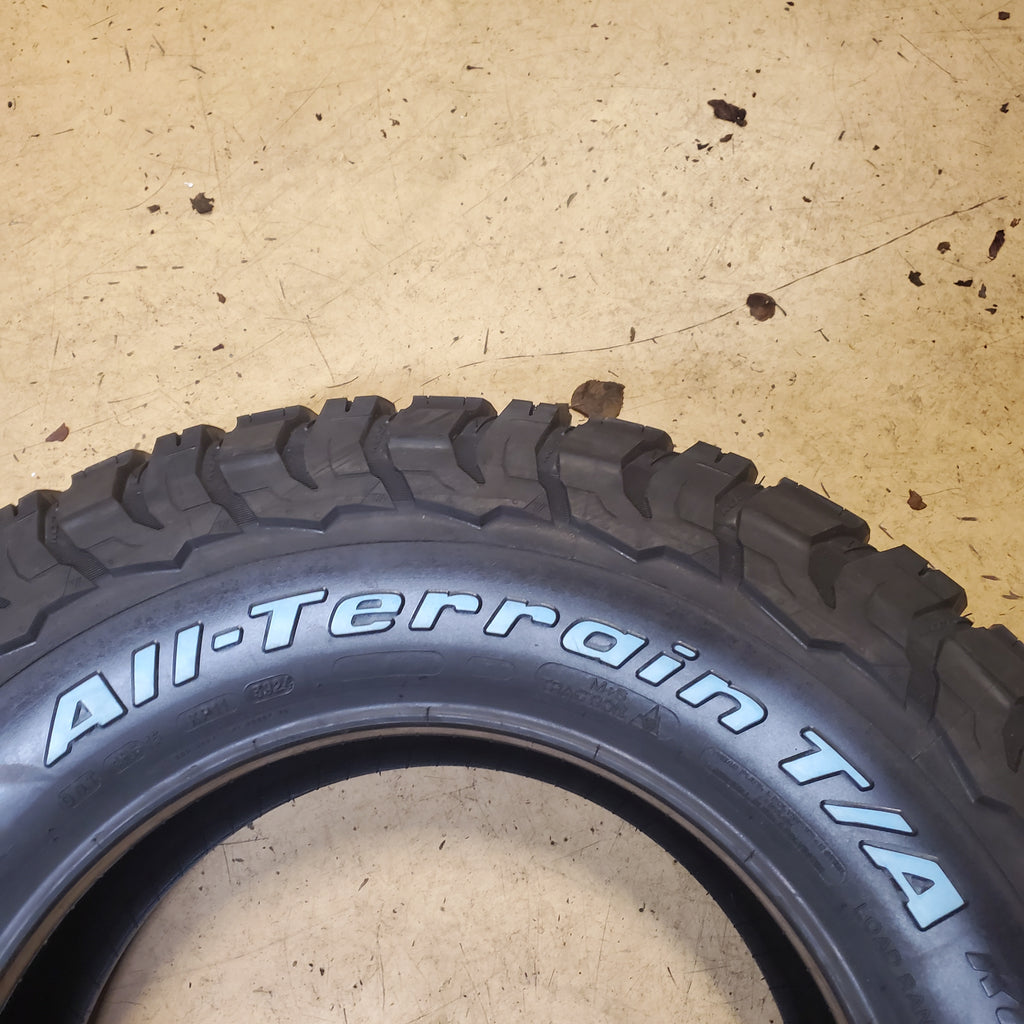 BFGOODRICH ALL TERRAIN T/A KO3 RWL LT 275 70 18 125/112S TIRE 78075