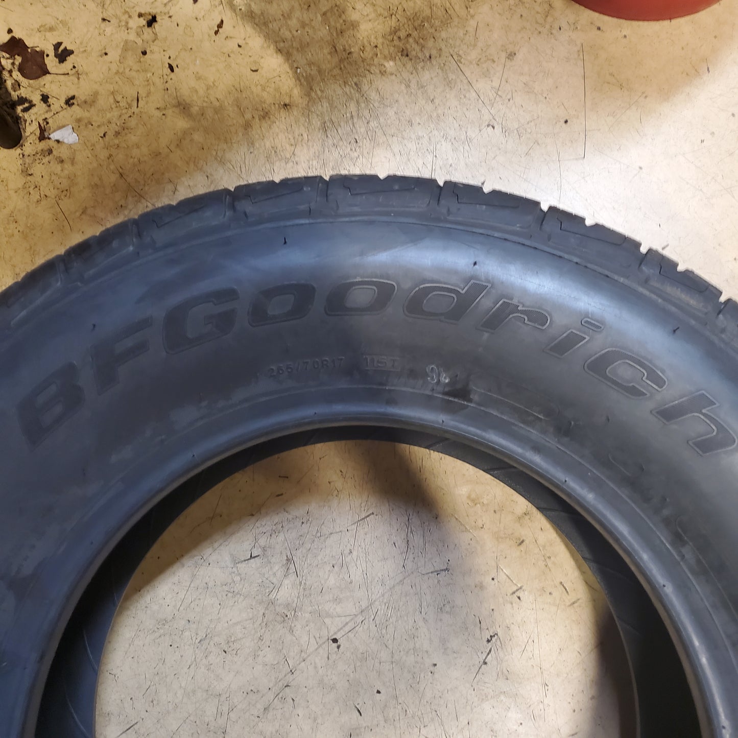 2 BFGOODRICH ADVANTAGE T/A SPORT LT BSW P 265 70 17 115T ALL SEASON TIRES 37585