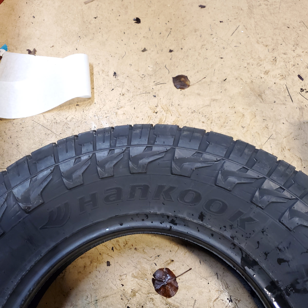 HANKOOK DYNAPRO AT2 XTREME 245 75 17 112T ALL TERRAIN TRUCK TIRE 1029804