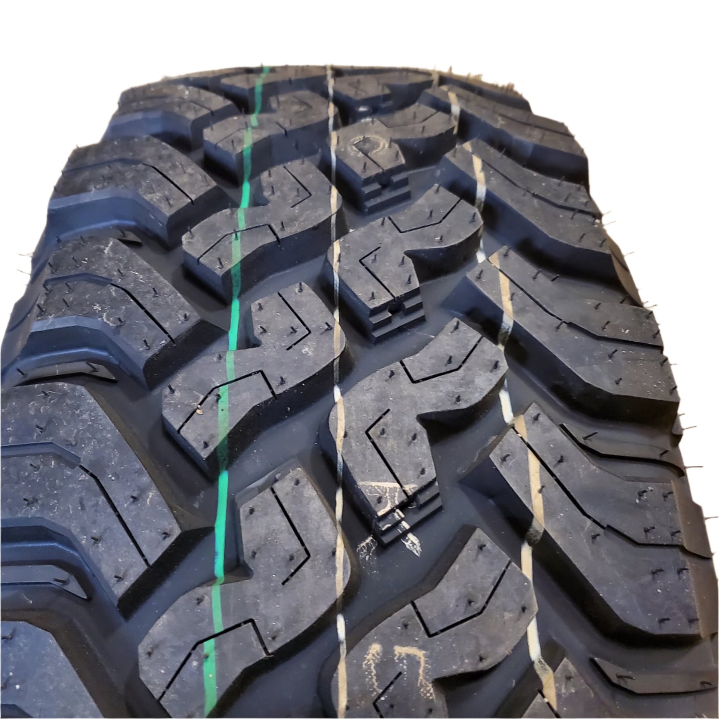 FALKEN WILDPEAK M/T MT01 BSW LT 285 70 17 116/113Q 6PLY MUD TIRE 59000360