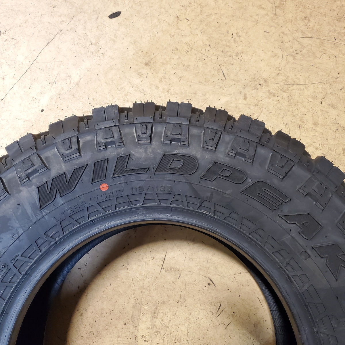FALKEN WILDPEAK M/T MT01 BSW LT 285 70 17 116/113Q 6PLY MUD TIRE 59000360