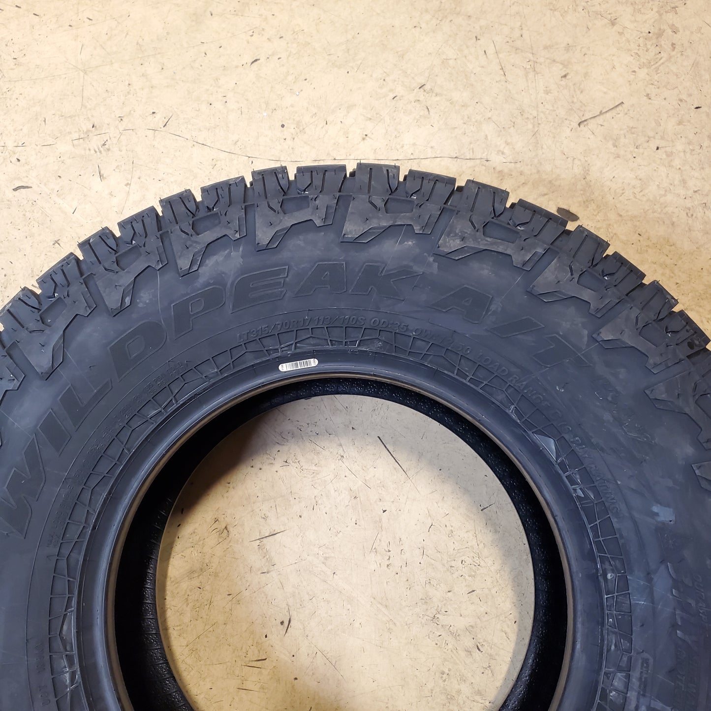 2 FALKEN WILDPEAK A/T4W BSW LT 315 70 17 113/110S 6PLY ALL TERRAIN TIRE 28840144