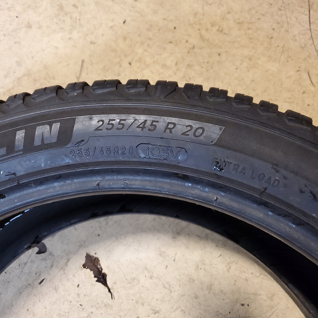 USED 8/32" MICHELIN CROSS CLIMATE 2 BSW 255 45 20 105V ALL SEASON CAR TIRE 30754