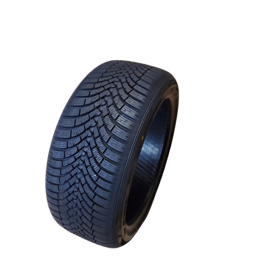 FALKEN EUROWINTER HS01 BSW 235 40 18 95V XL WINTER CAR TIRE 28522893