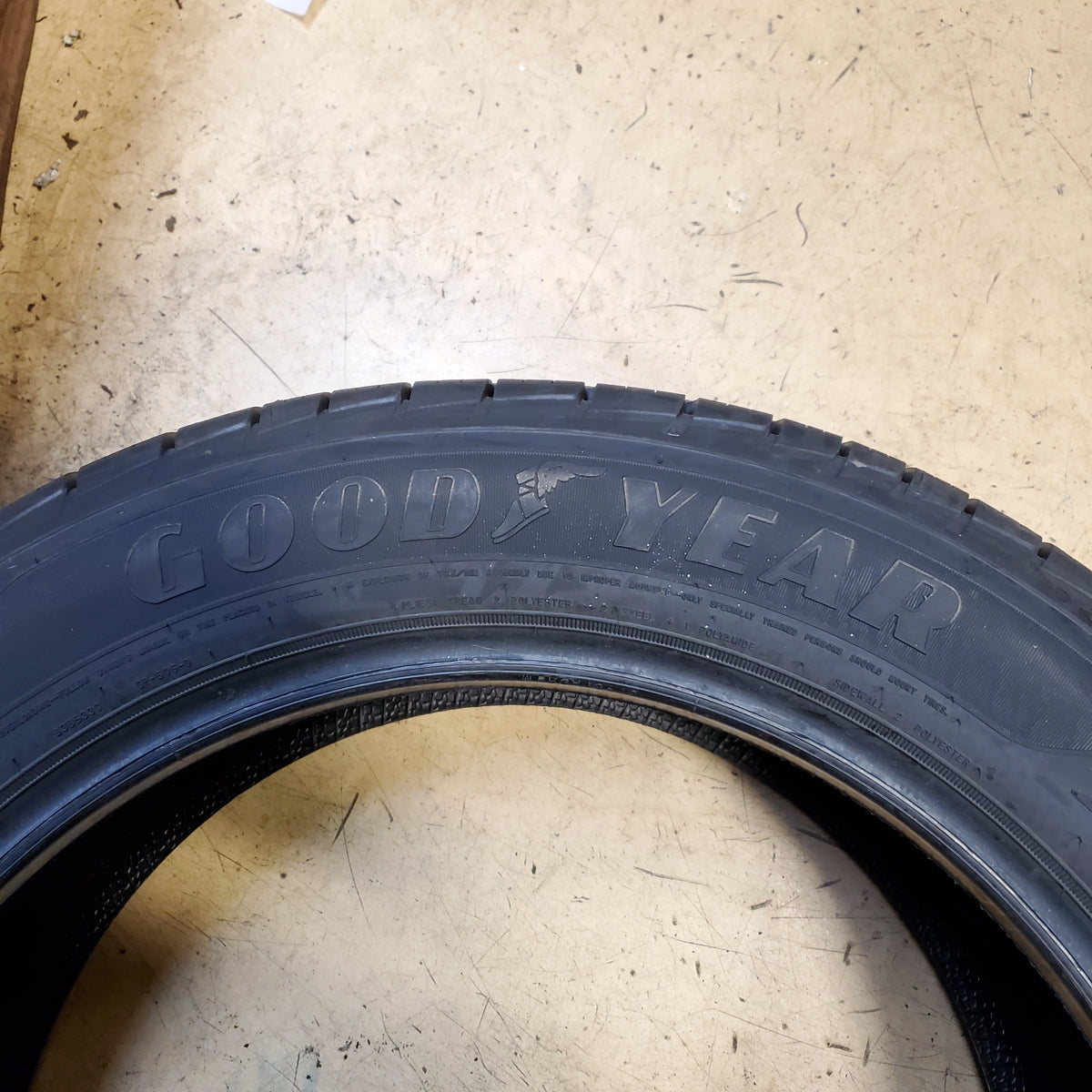 GOODYEAR ASSURANCE MAXLIFE BSW 235 55 19 101V ALL SEASON CAR TIRE 110883545
