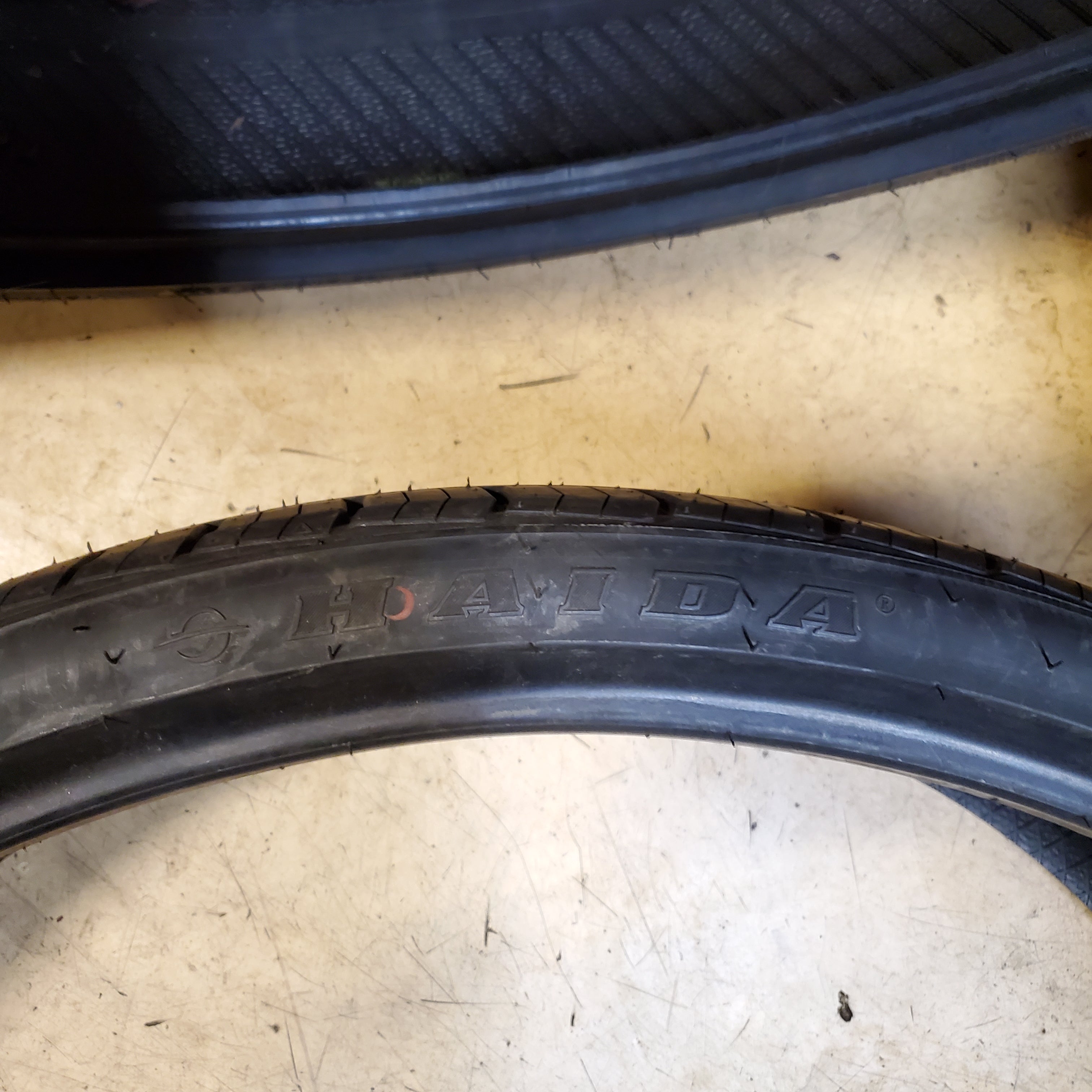 2 HAIDA HD937 BSW 265 30 30 105W XL UHP SUMMER TRUCK TIRE 30015519