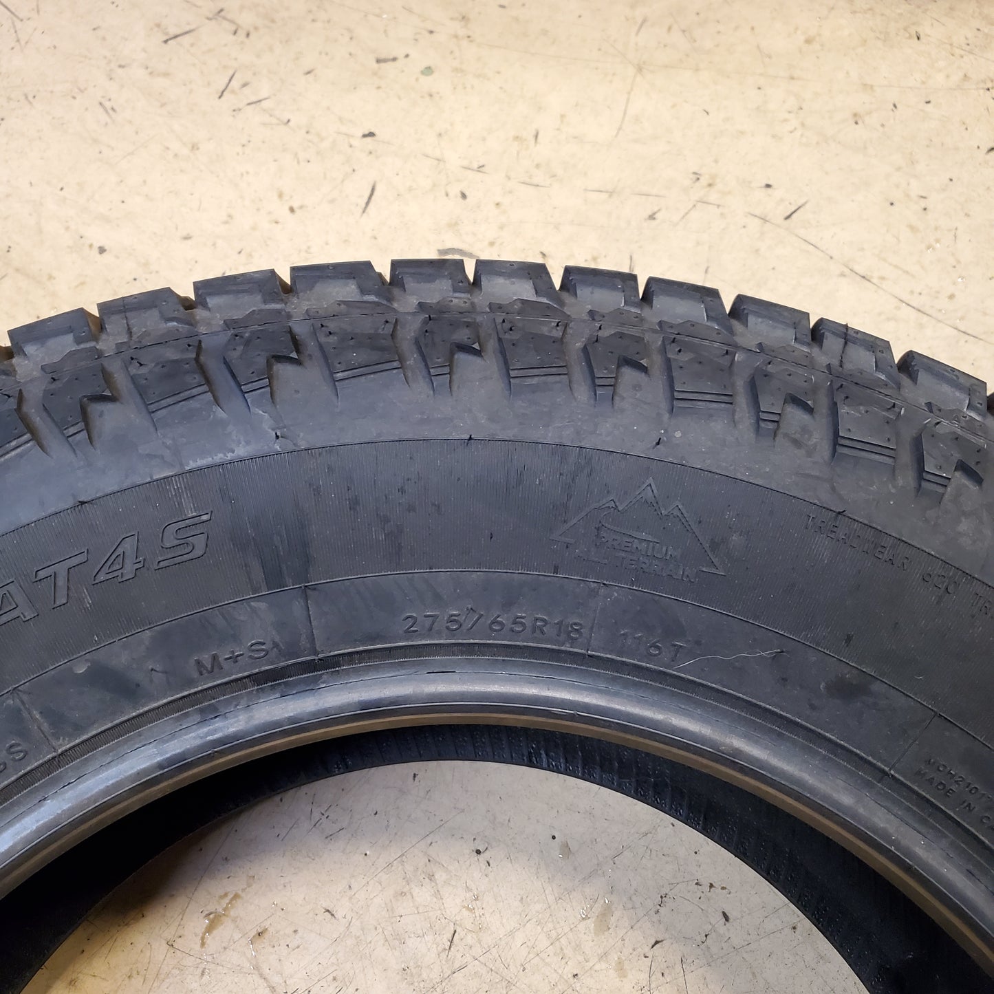 (TODO) 4 MULTI-MILE WILD COUNTRY XTX AT4S BSW P 275 65 18 116T ALL TERRAIN TIRE MMXTA40