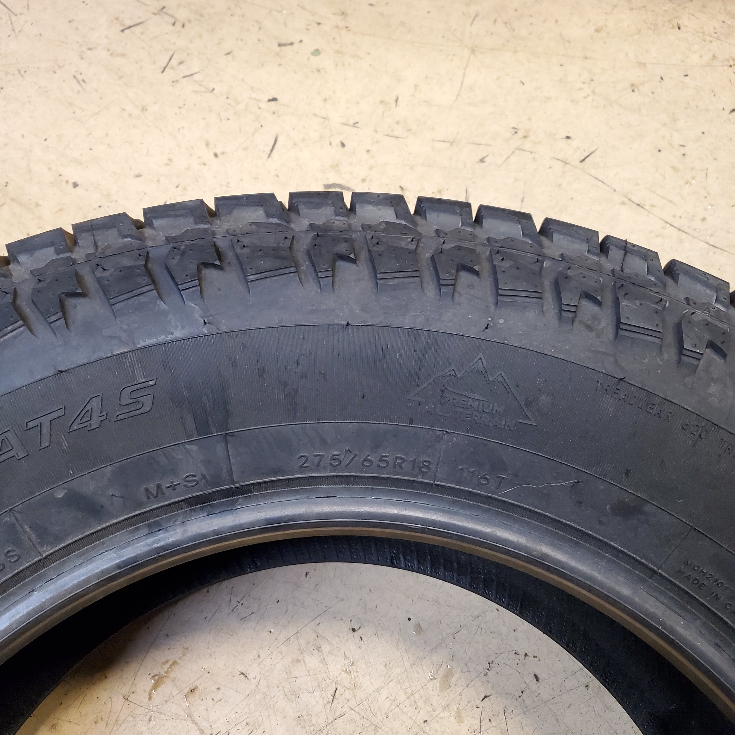 (TODO) 4 MULTI-MILE WILD COUNTRY XTX AT4S BSW P 275 65 18 116T ALL TERRAIN TIRE MMXTA40