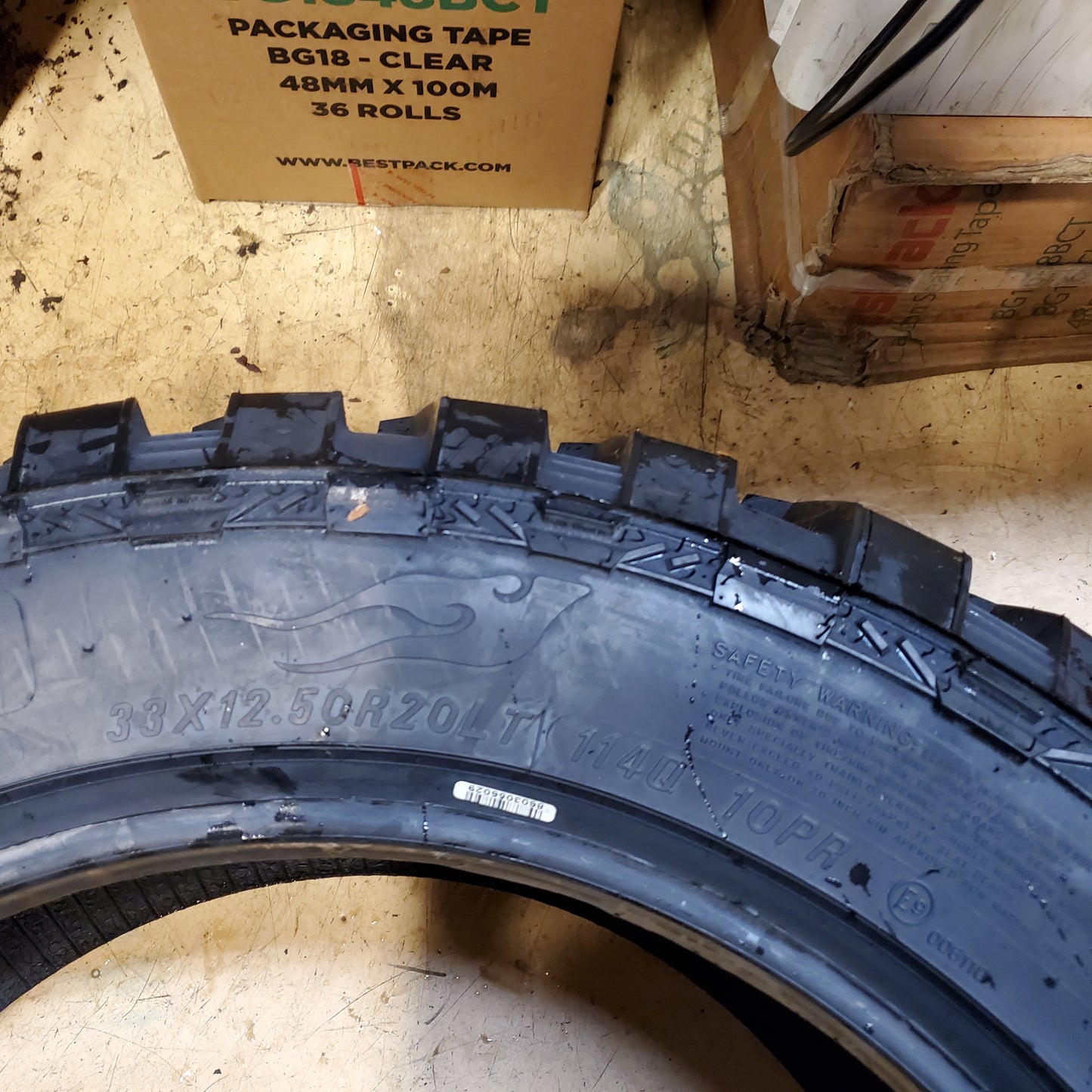 KPATOS FM523 M/T BSW LT 33 12.50 20 114Q 10 PLY MUD TRUCK TIRE T00376H