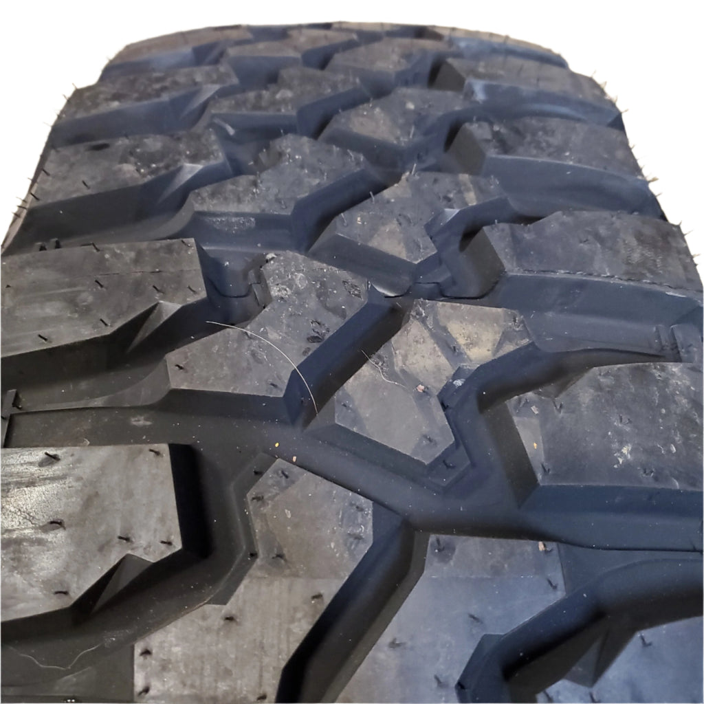 EVOLUXX ROTATOR M/T BSW LT 285 70 17 121/118Q 10PLY MUD TRUCK TIRE 221019621