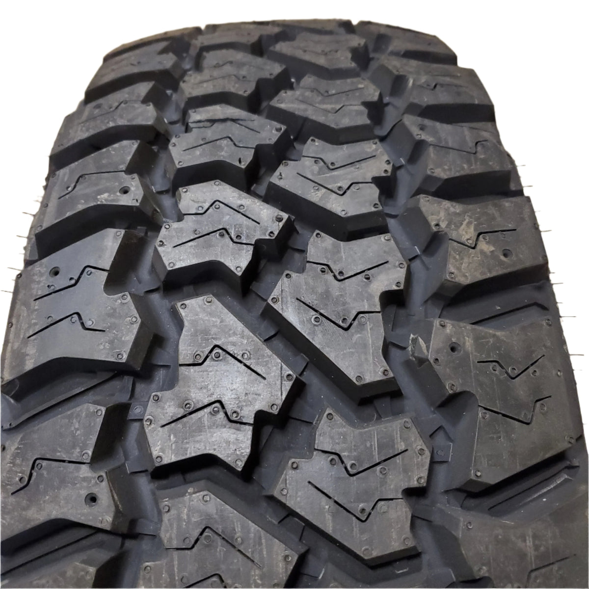 2 MASTERCRAFT COURSER CXT OWL LT 275 70 18 125/122Q 10 PLY TRUCK TIRE 175042003
