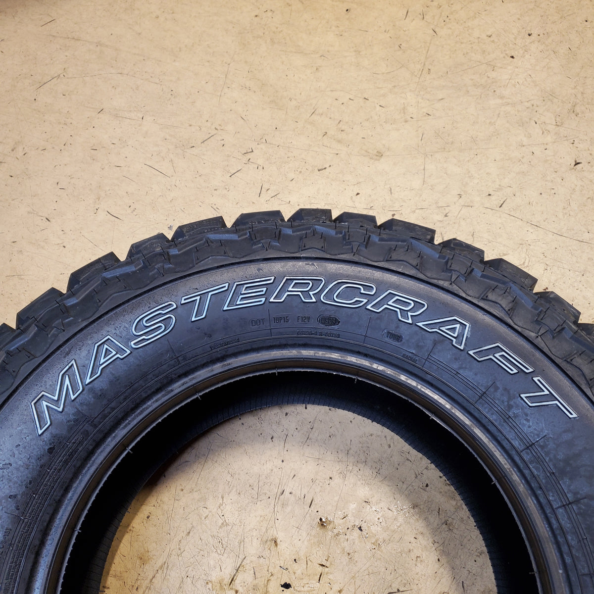 2 MASTERCRAFT COURSER CXT OWL LT 275 70 18 125/122Q 10 PLY TRUCK TIRE 175042003