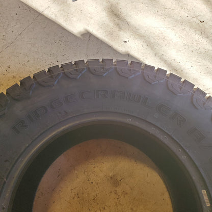 BLACKHAWK RIDGECRAWLER A/T BSW LT 35 12.50 18 123R 10PLY TRUCK TIRE 4120879V