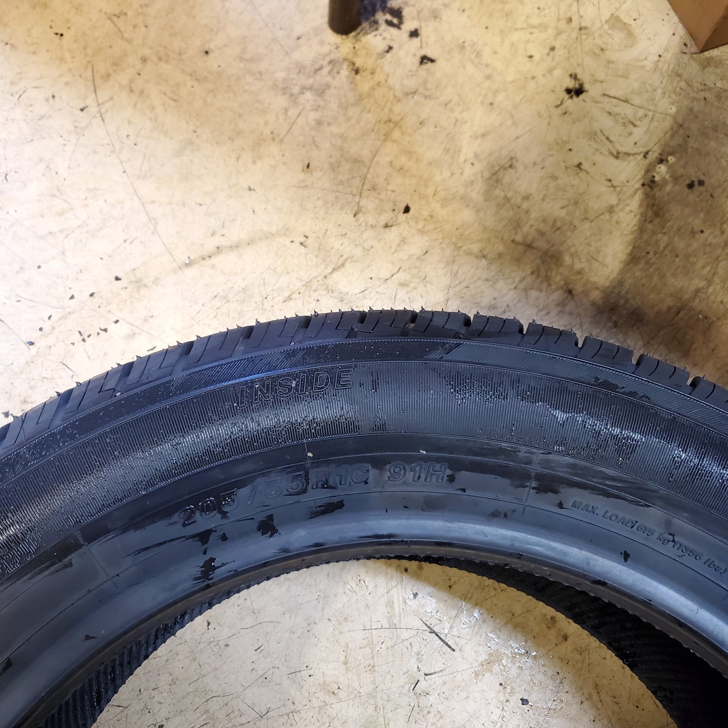 YOKOHAMA AVID ASCEND GT BSW 205 55 16 91H ALL SEASON CAR TIRE 110132711