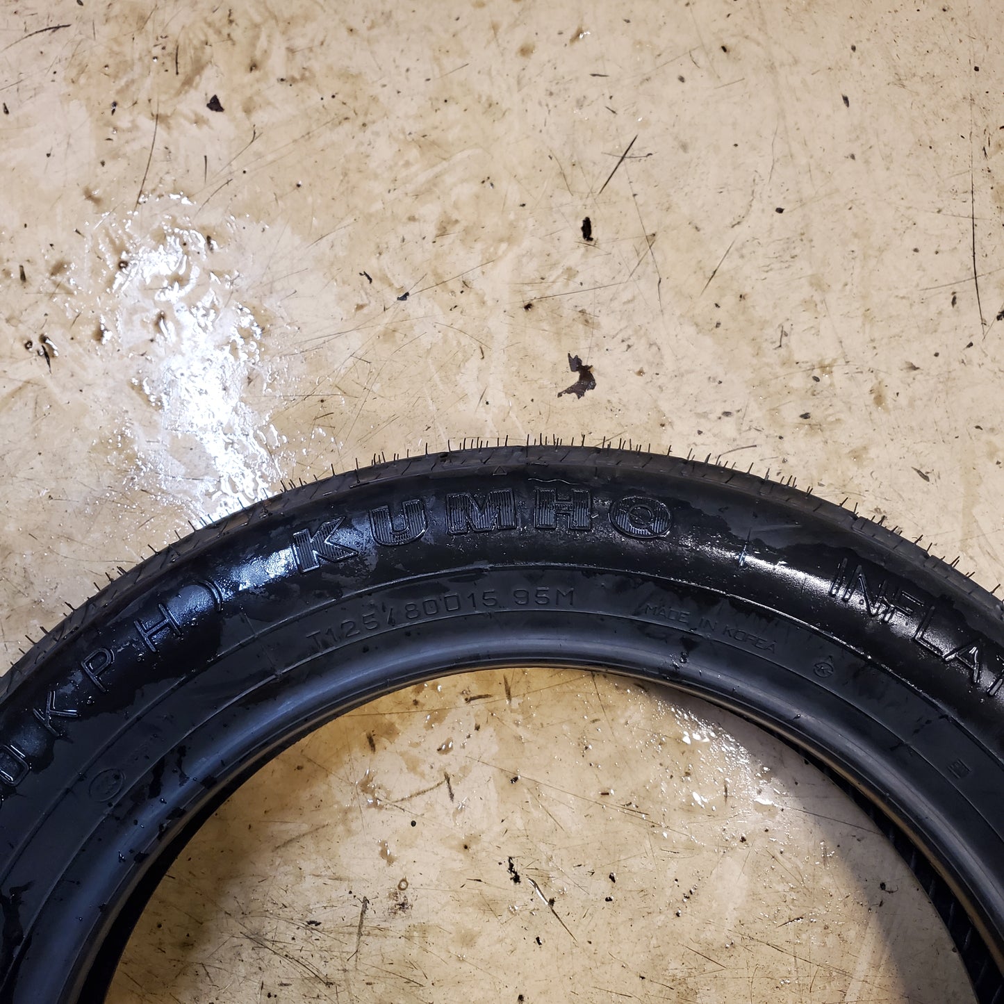 KUMHO 121 OE BSW T 125 80 15 95M SPARE TIRE 5003273