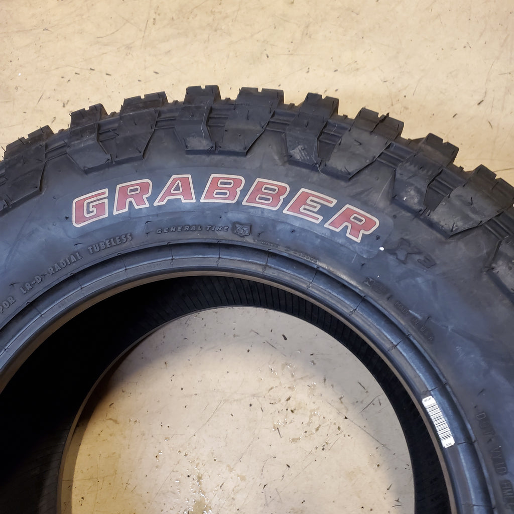 2 GENERAL GRABBER X3 BSW LT 33 12.50 17 114Q 8PLY MUD TIRE 04505830000