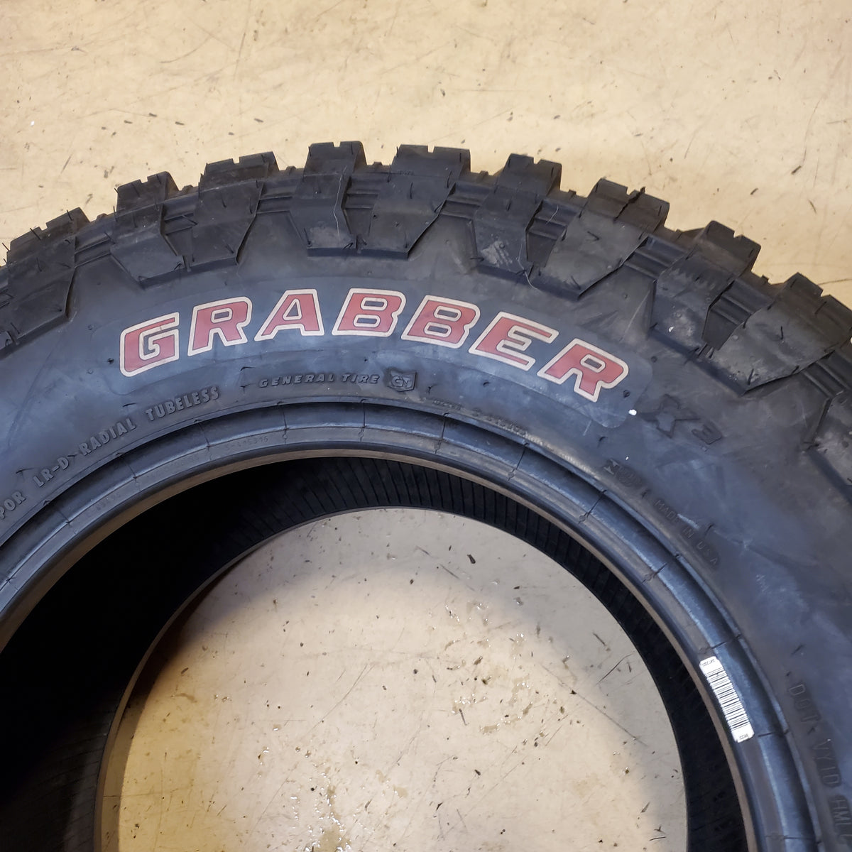 2 GENERAL GRABBER X3 BSW LT 33 12.50 17 114Q 8PLY MUD TIRE 04505830000
