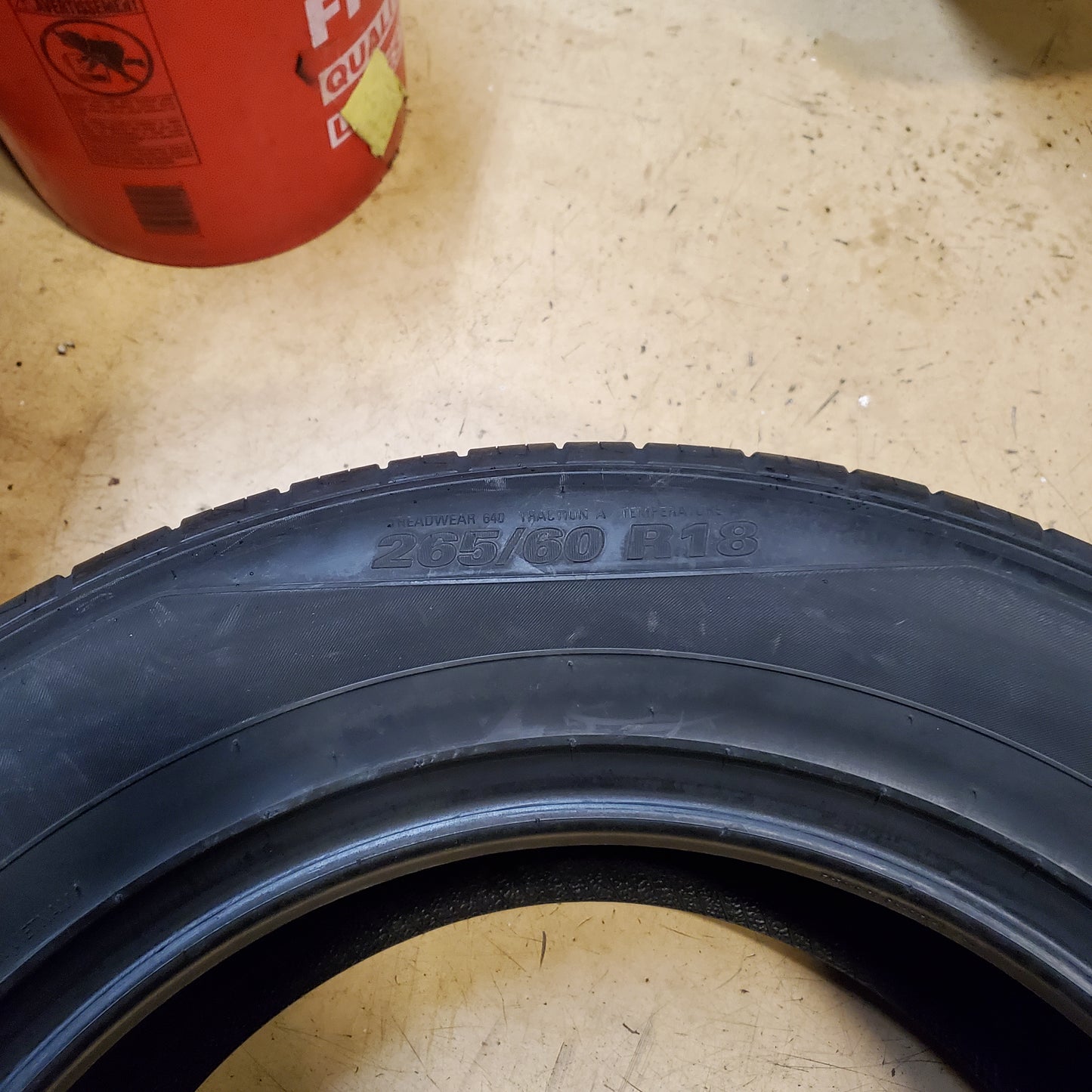 KUMHO CRUGEN HP27 BSW P 265 60 18 110V HIGHWAY TIRE 2346283