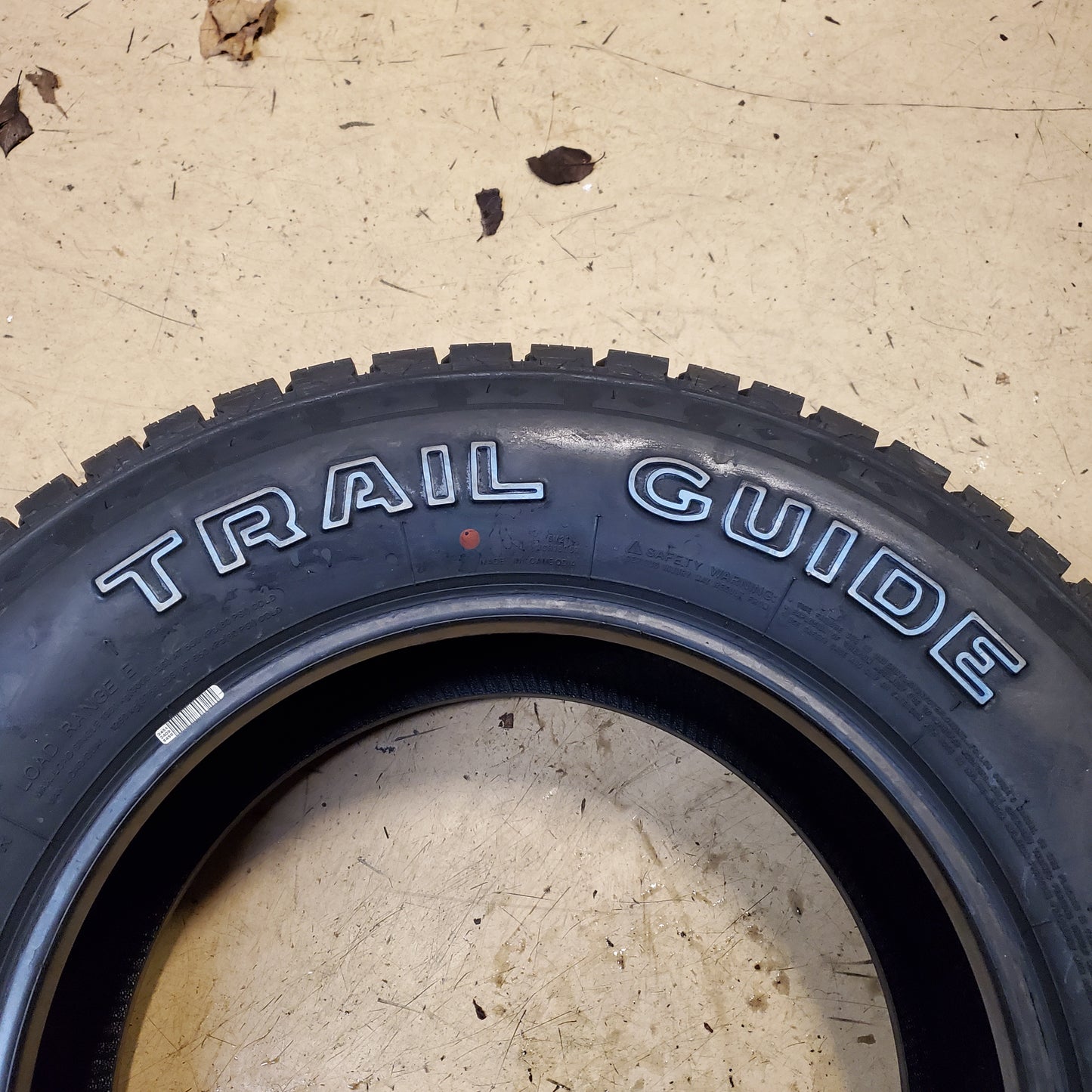 TRAIL GUIDE ALL TERRAIN RWL LT 245 70 17 119/116S TIRE TGT70