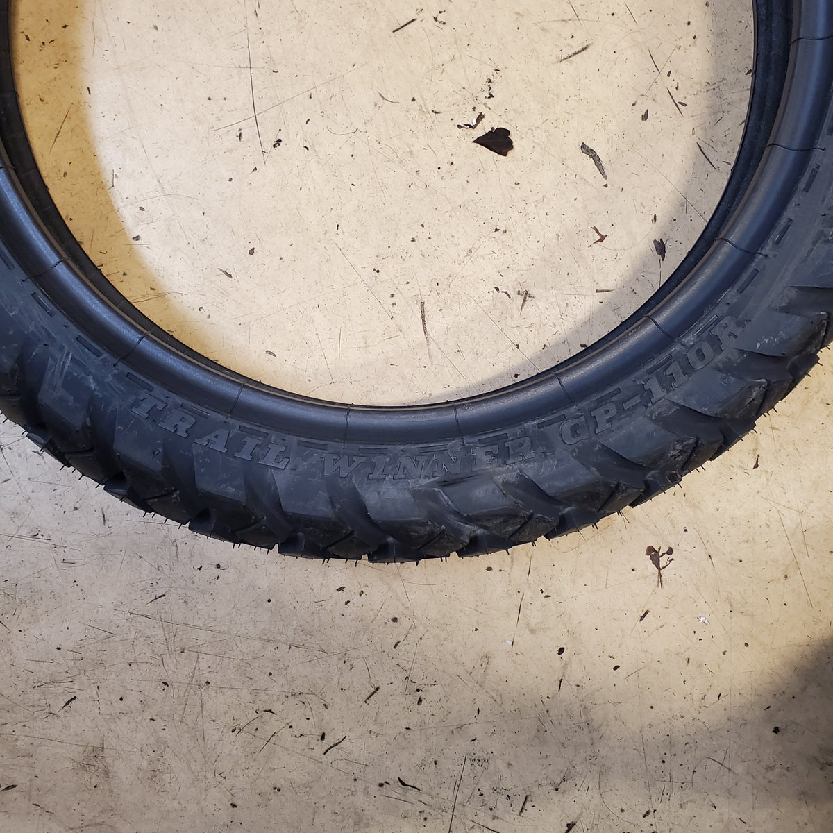 IRC TRAIL WINNER GP-110 4.60 18 63S REAR MOTORCYCLE TIRE 302615