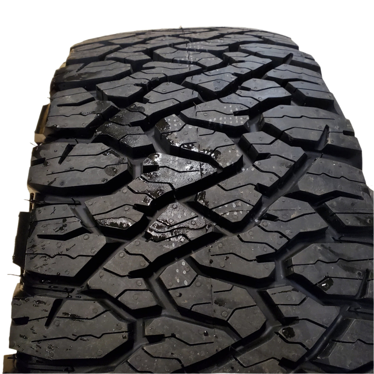 BFGOODRICH ALL TERRAIN T/A KO3 BSW LT 305 70 18 128S TIRE 46828