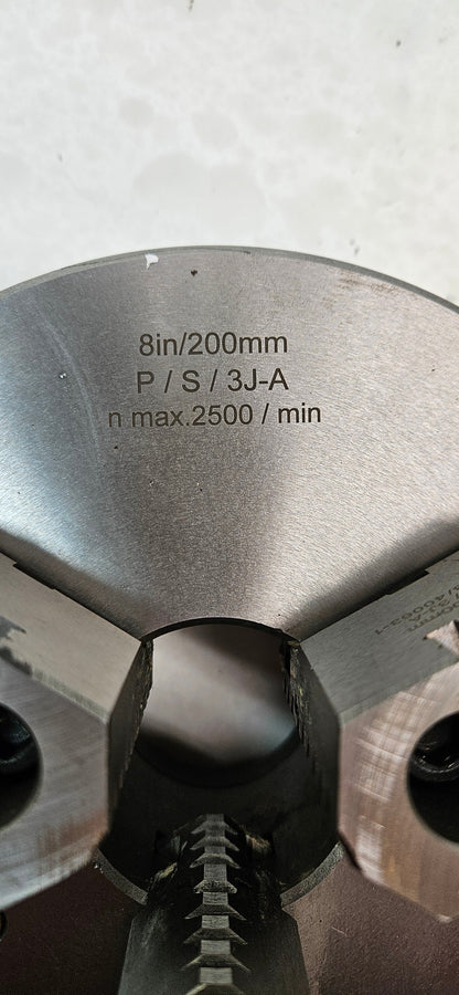 Hertel Manual Lathe Chuck: 8", 3 Jaws, Self-Centering 1808/40063