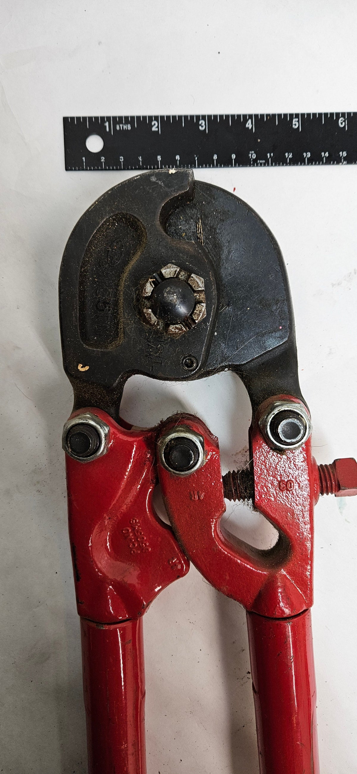 H.K. PORTER N05TN CABLE CUTTERS 39 INCH LENGTH