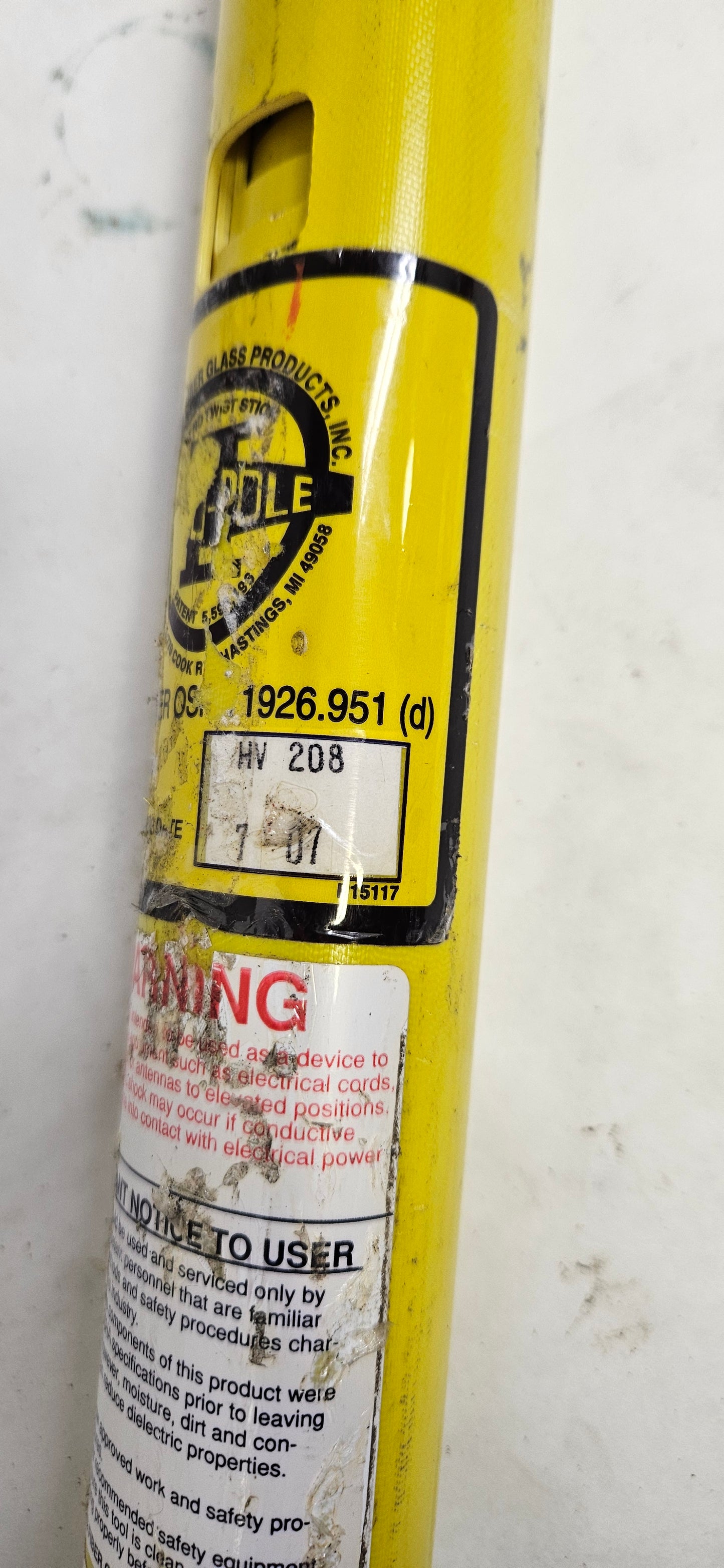 HASTINGS HV-208 TEL-O-POLE HOT STICK 92 INCHES (MISSING PROBE)