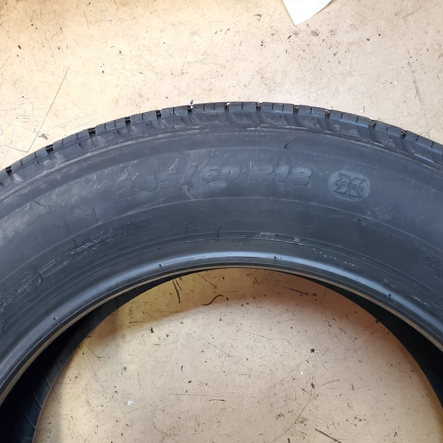 NOS MICHELIN LATITUDE TOUR BSW P 245 60 18 105T ALL SEASON TIRE 35664