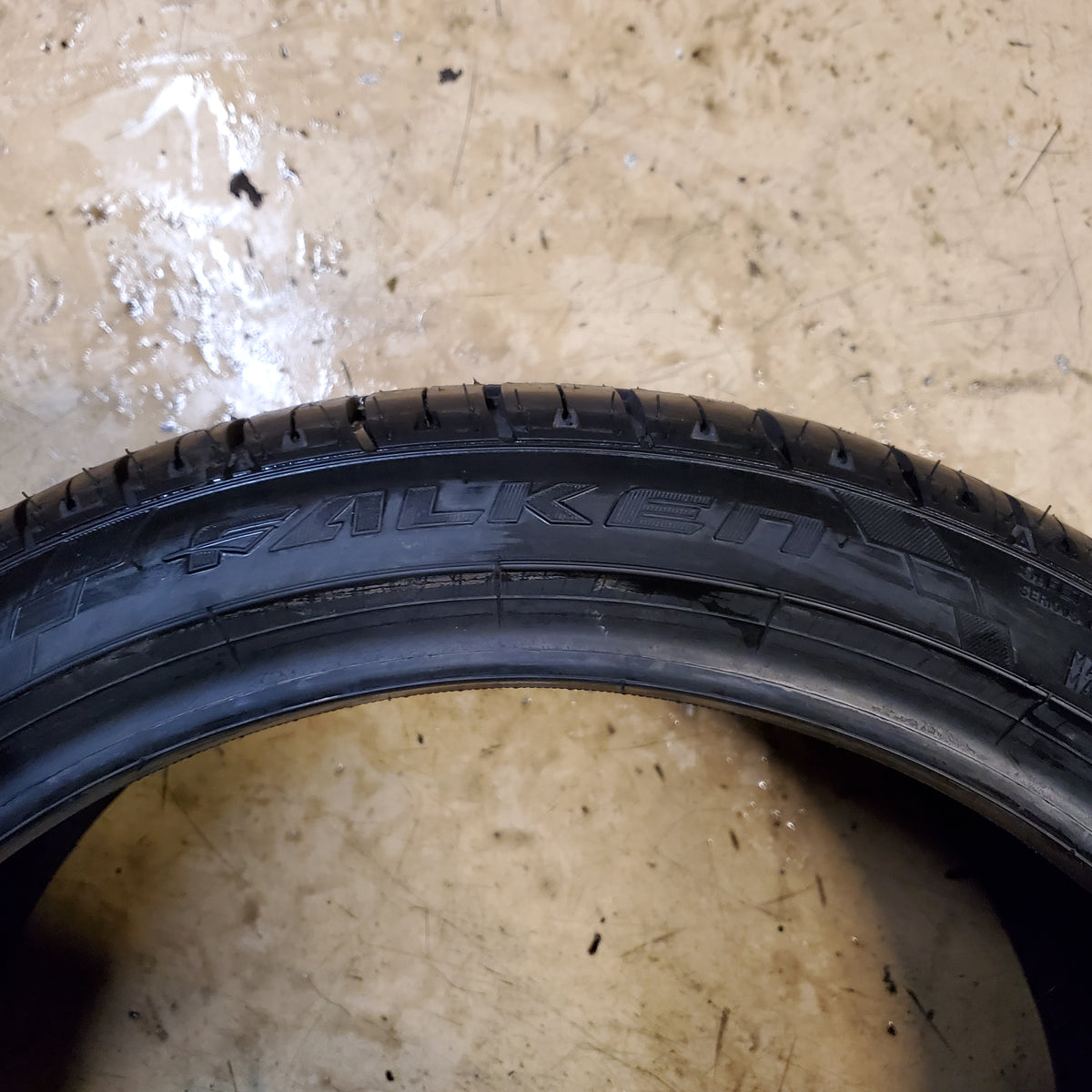 FALKEN ZIEX ZE960 A/S 205 40 17 84W XL UHP TIRE 28963740
