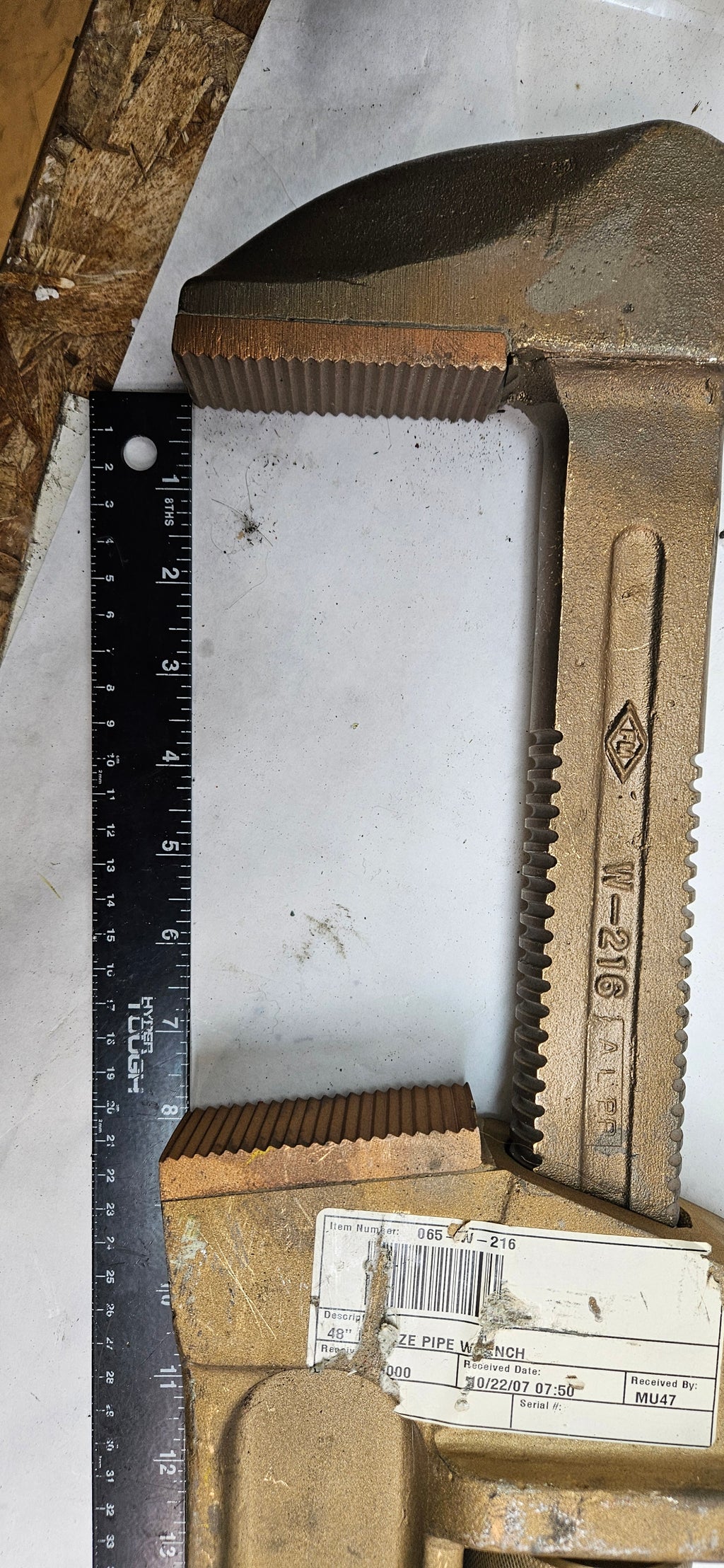 AMPCO SAFETY TOOLS BRONZE PIPE WRENCH, NON-SPARKING, NON-MAGNETIC, CORROSION RESISTANT, 48" OAL W-216