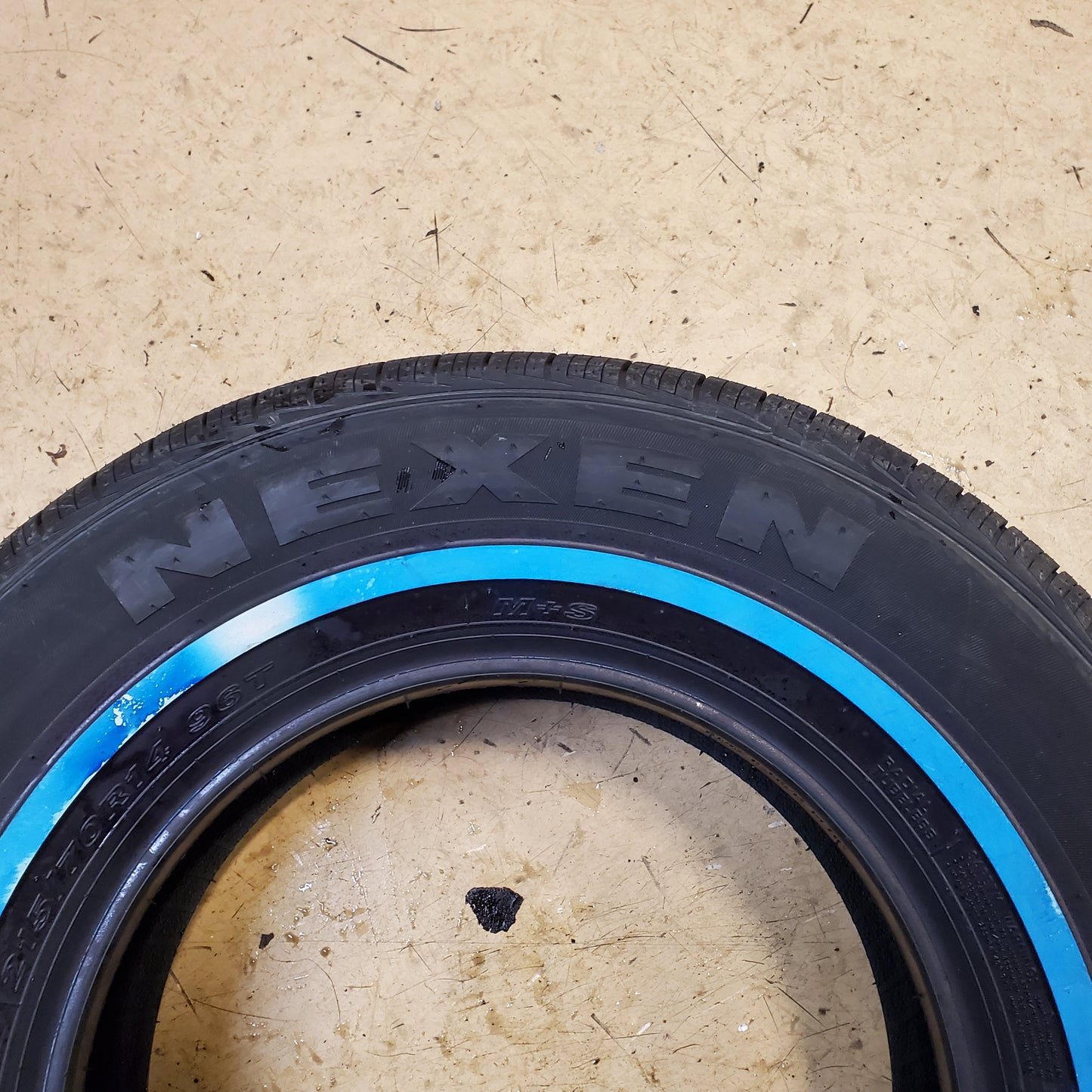 NEXEN NPRIZ AH5 NWW P 215 70 14 96T ALL SEASON TIRE 15401NXK