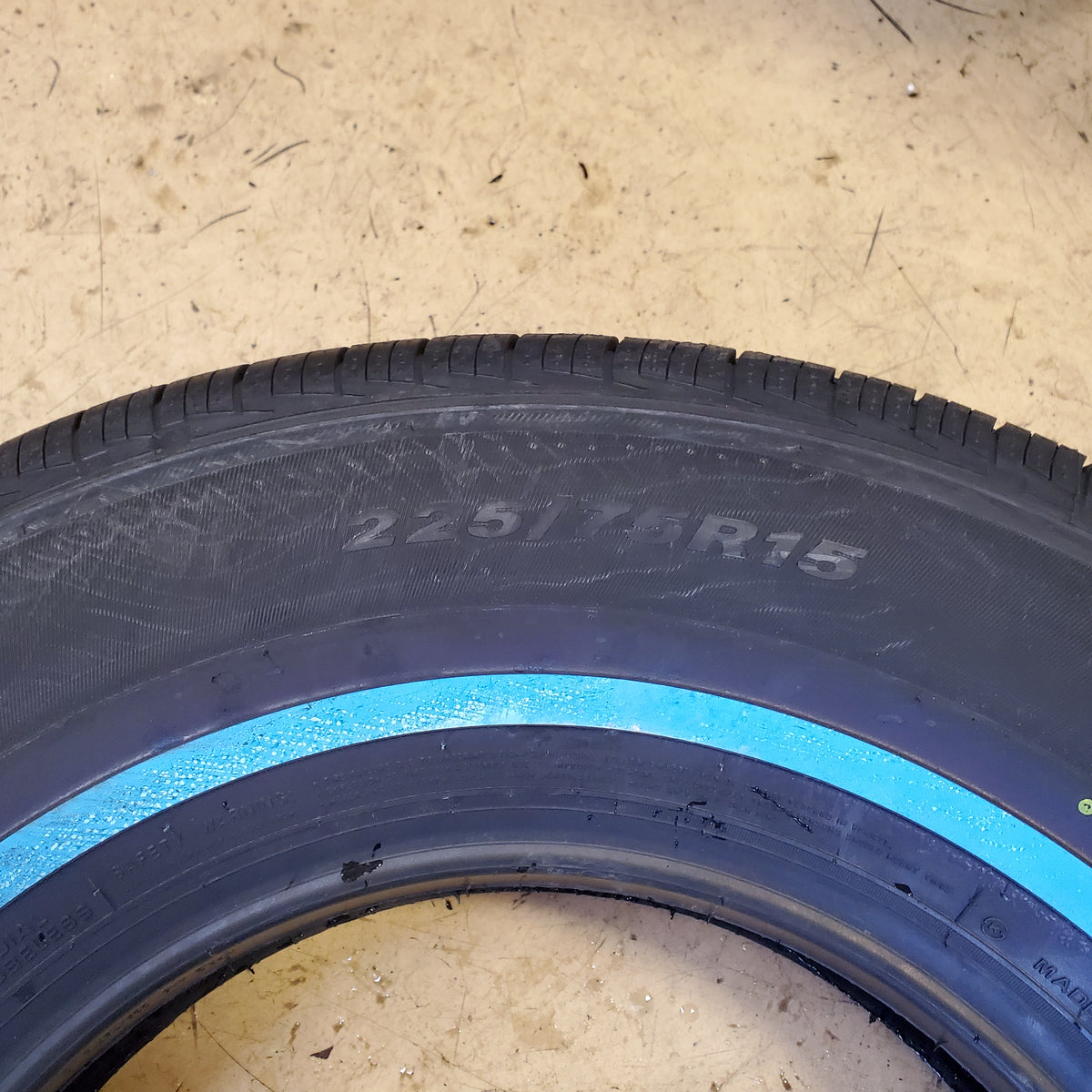 4 NEXEN NPRIZ AH5 OWL P 225 75 15 102S HIGHWAY TIRE 15407NXK