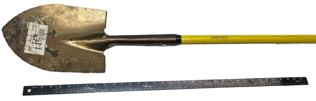 USED AMPCO SAFETY TOOLS ROUND POINT SHOVEL NON-SPARKING NON-MAGNETIC CORROSION RESISTANT LONG HANDLE S-81FG