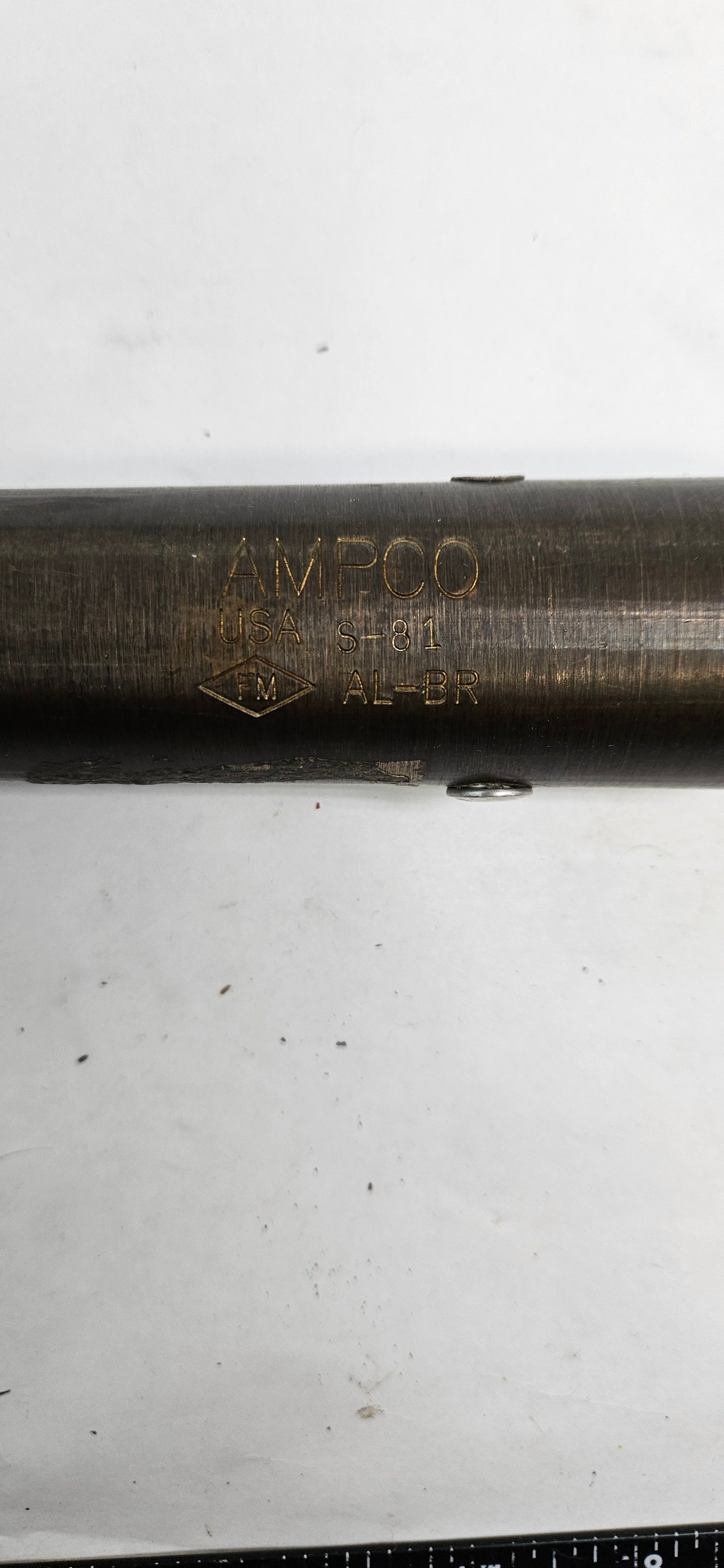 USED AMPCO SAFETY TOOLS ROUND POINT SHOVEL NON-SPARKING NON-MAGNETIC CORROSION RESISTANT LONG HANDLE S-81FG
