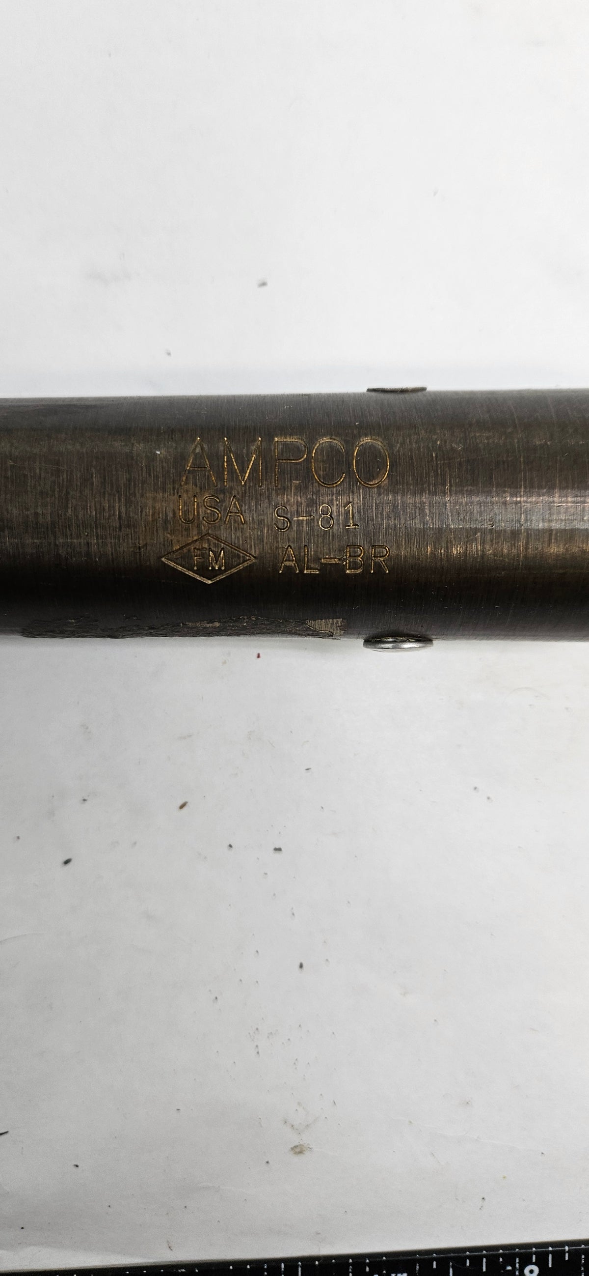 USED AMPCO SAFETY TOOLS ROUND POINT SHOVEL NON-SPARKING NON-MAGNETIC CORROSION RESISTANT LONG HANDLE S-81FG