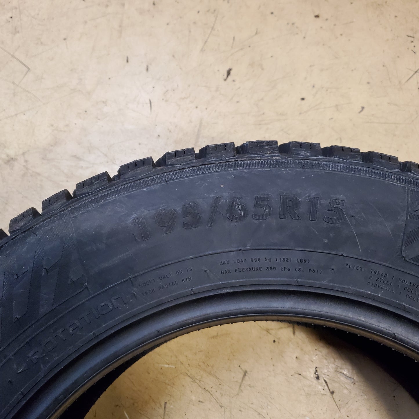 NOKIAN NORDMAN NORTH 9 STUDDED BSW P 195 65 15 95T XL WINTER TIRE TS32809