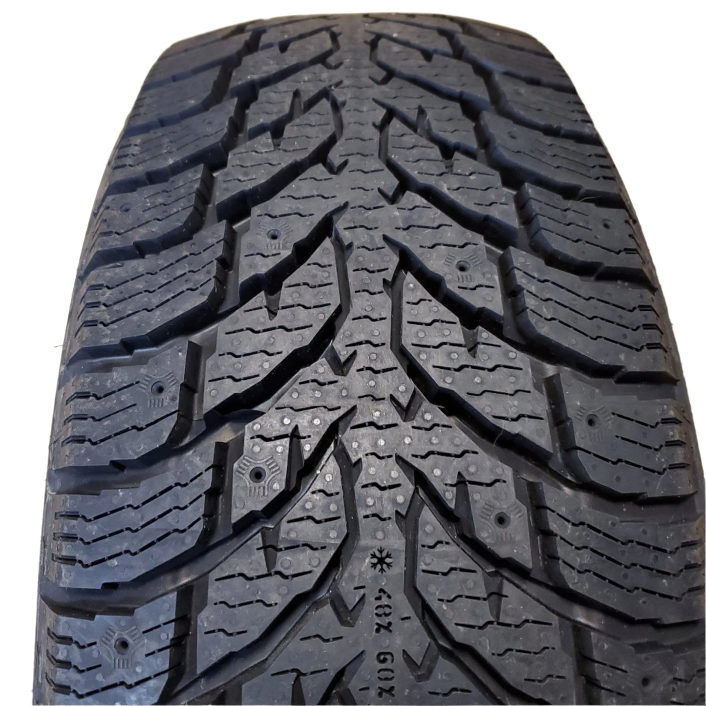 NOKIAN HAKKAPELIITTA LT3 BSW LT 265 70 18 124/121Q 10 PLY WINTER TIRE T430958
