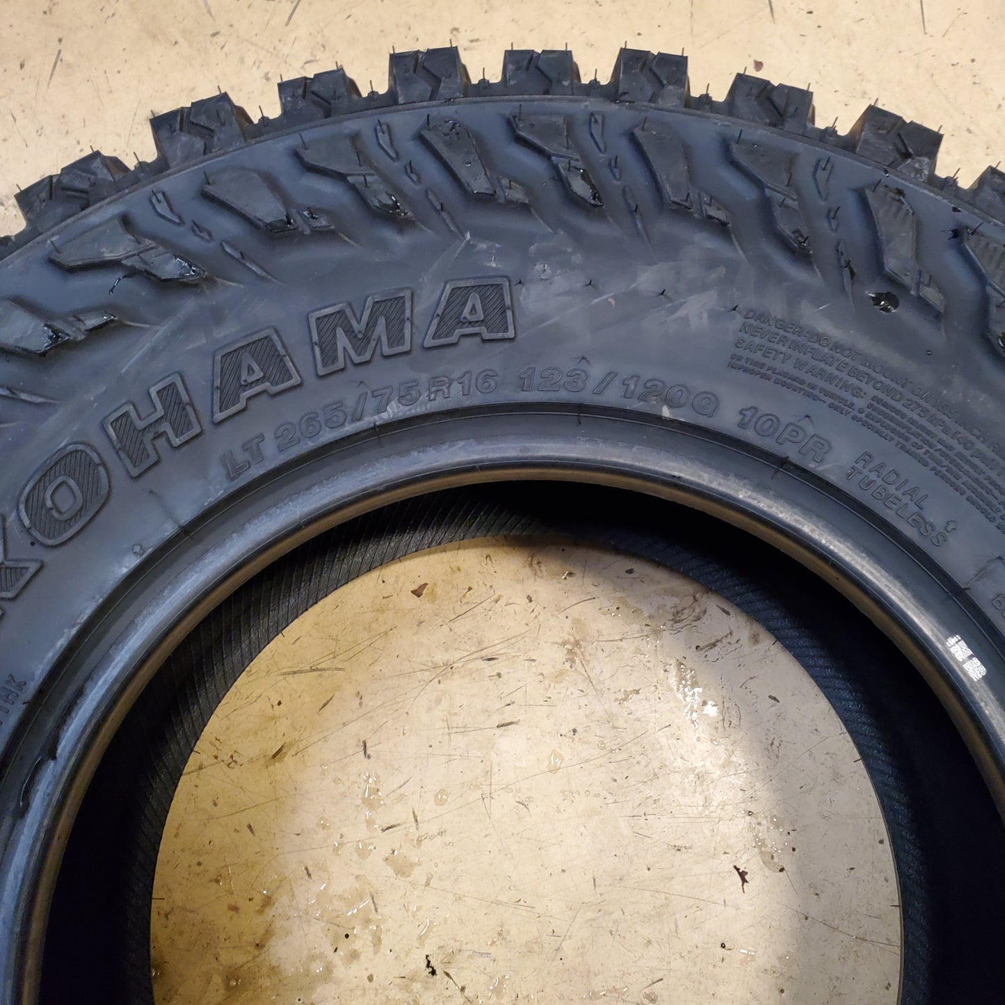 YOKOHAMA GEOLANDAR M/T G003 BSW LT 265 75 16 123/120Q 10 PLY MUD TIRE 110133310