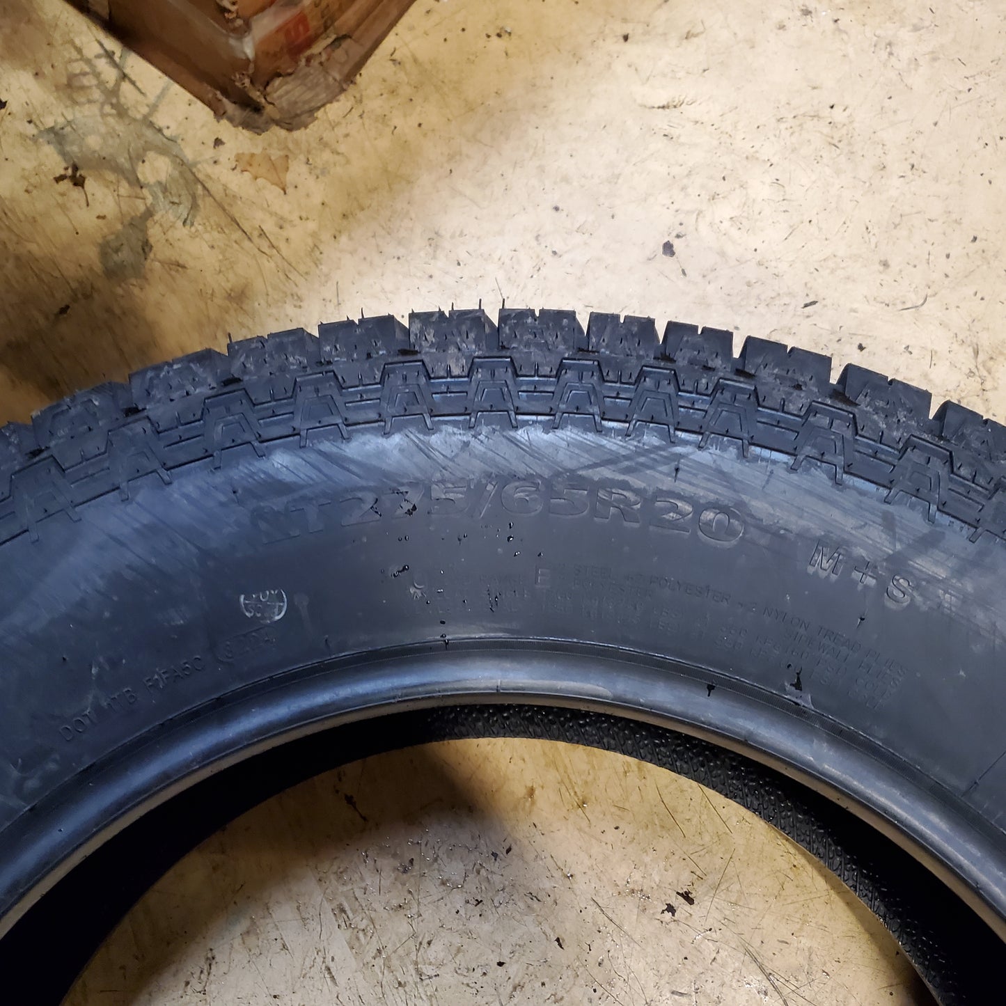 LEXANI TERRAIN BEAST AT BSW LT 275 65 20 126/123S 10PLY ALL TERRAIN TIRE LXSTAT2065010