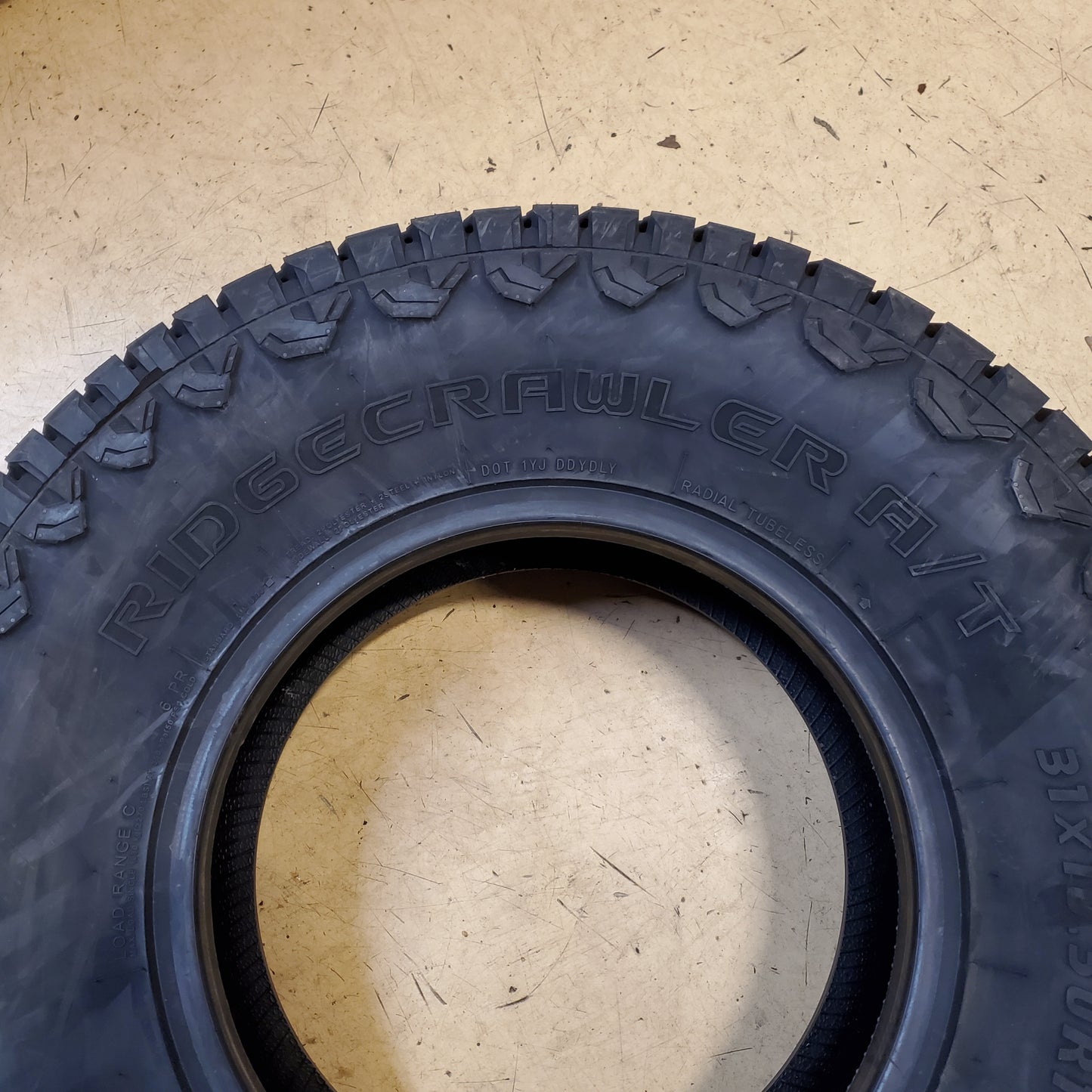 BLACKHAWK RIDGECRAWLER A/T BSW LT 31 10.5 15 109S 6PLY ALL TERRAIN TIRE 4120850