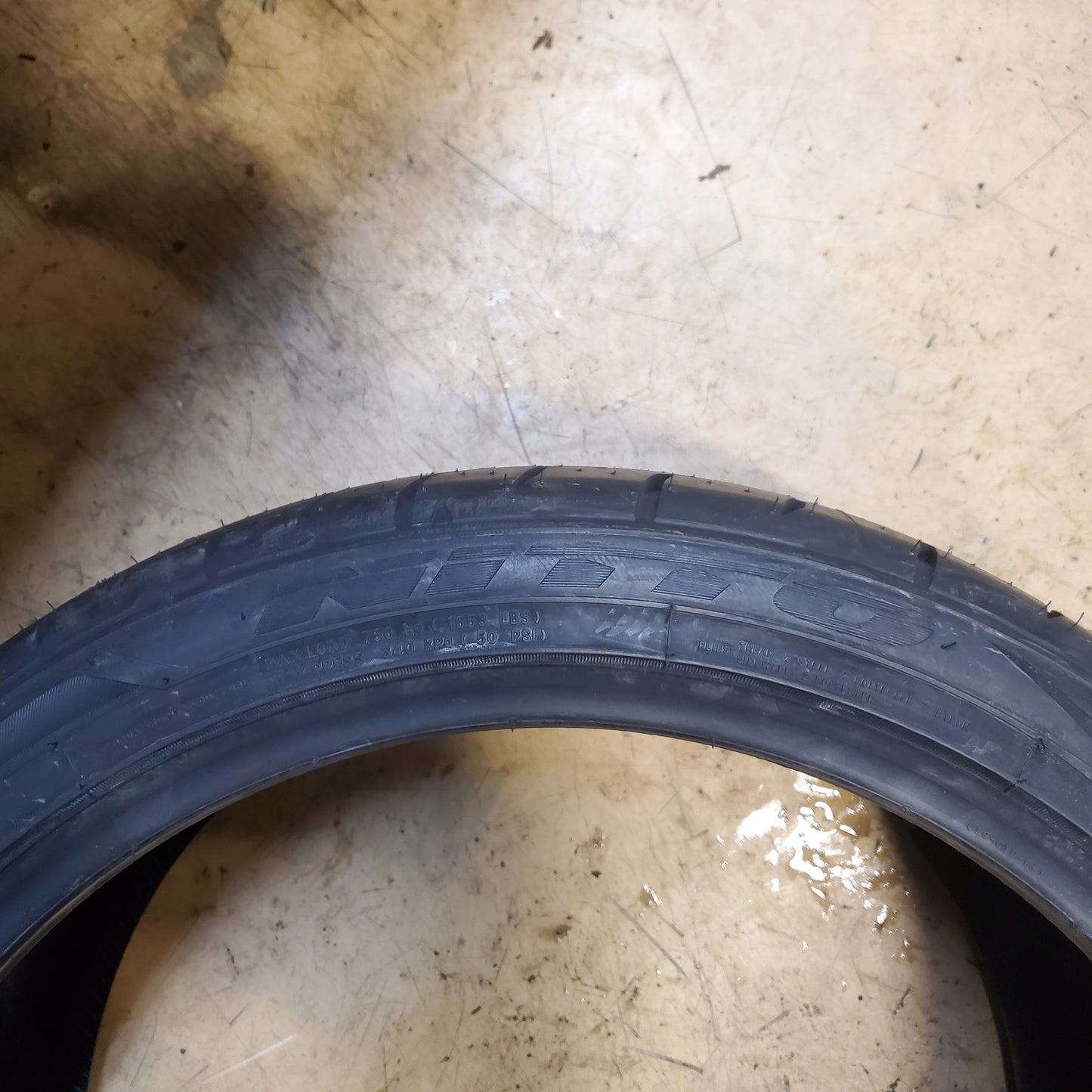 NITTO NT555 G2 BSW P 265 35 19 98W XL UHP TIRE 211780