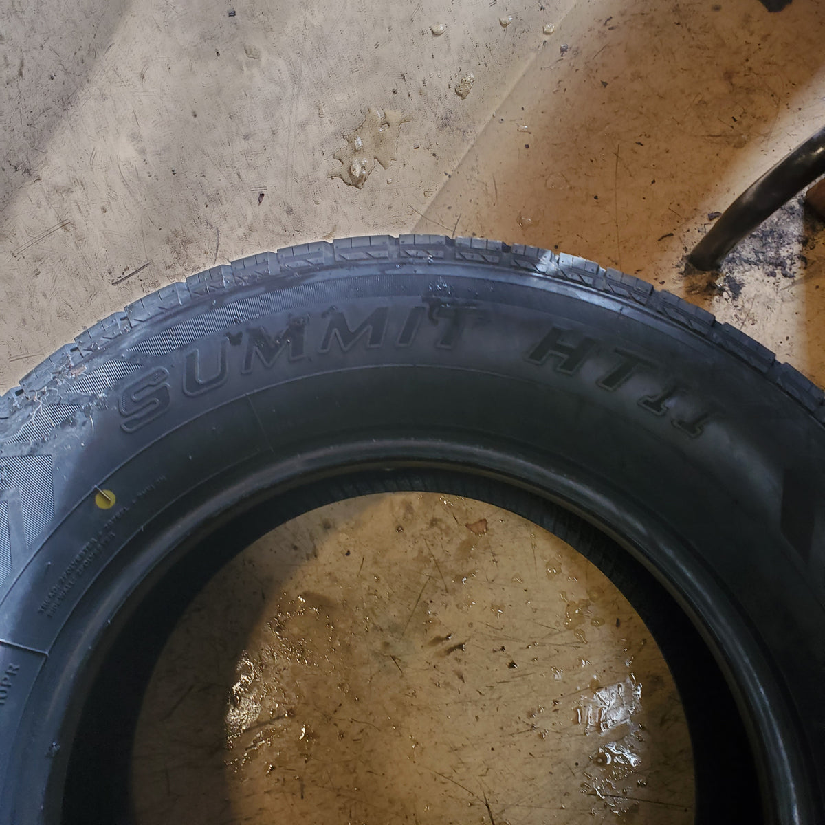 SUMMIT HT II TRAIL CLIMBER BSW P 235 65 16C 121/119R ALL SEASON TIRE 10494