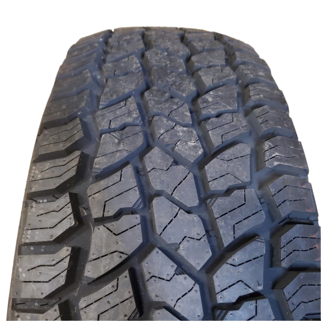 SUMMIT TRAIL CLIMBER AT02 BSW P 265 75 16 116S ALL SEASON TIRE 20903