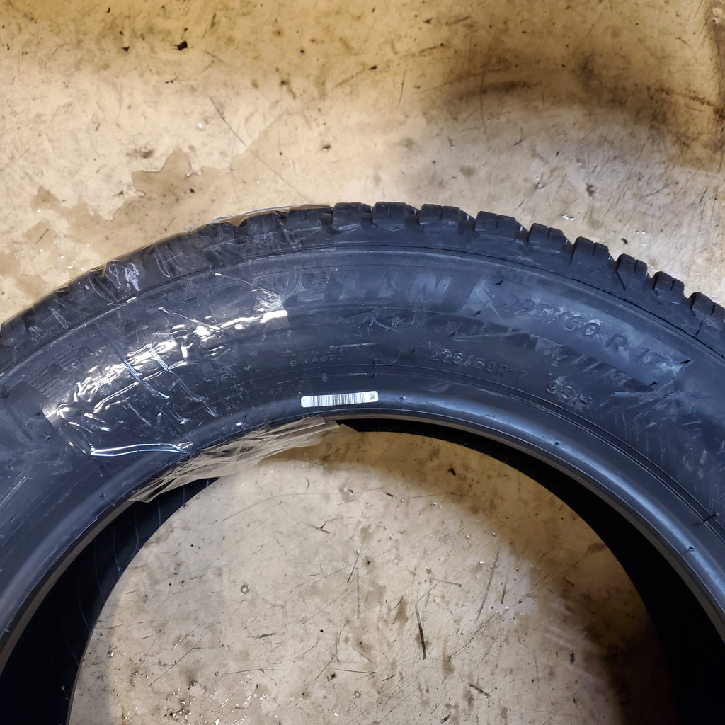4 MICHELIN CROSSCLIMATE2 BSW P 225 60 17 99H ALL WEATHER TIRE 08941