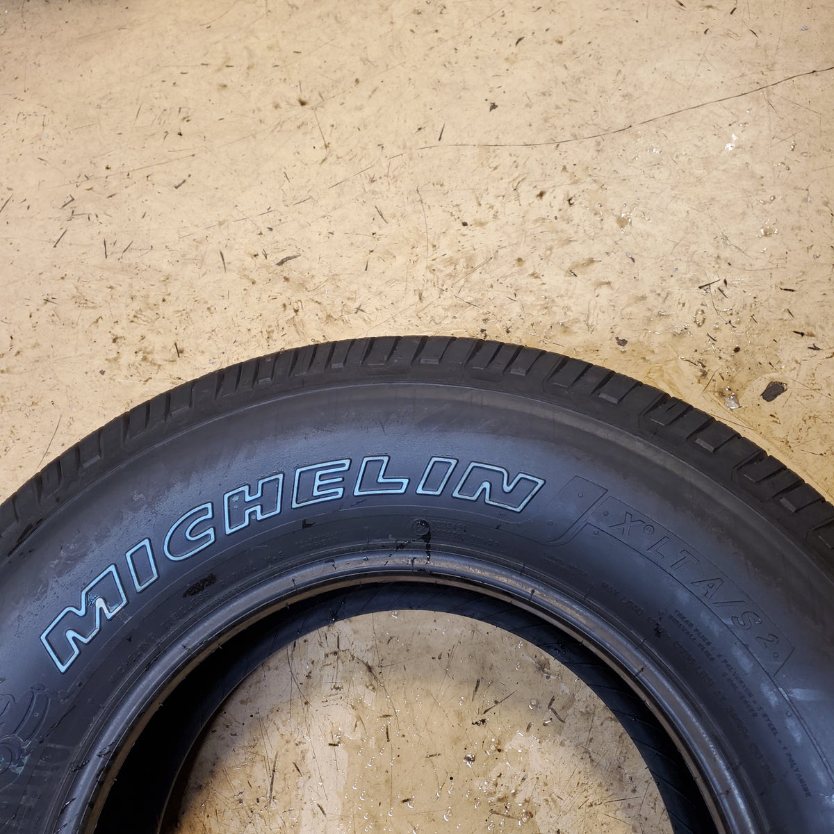 MICHELIN X LT A/S 2 OWL P 265 70 16 116T ALL SEASON TIRE 01029